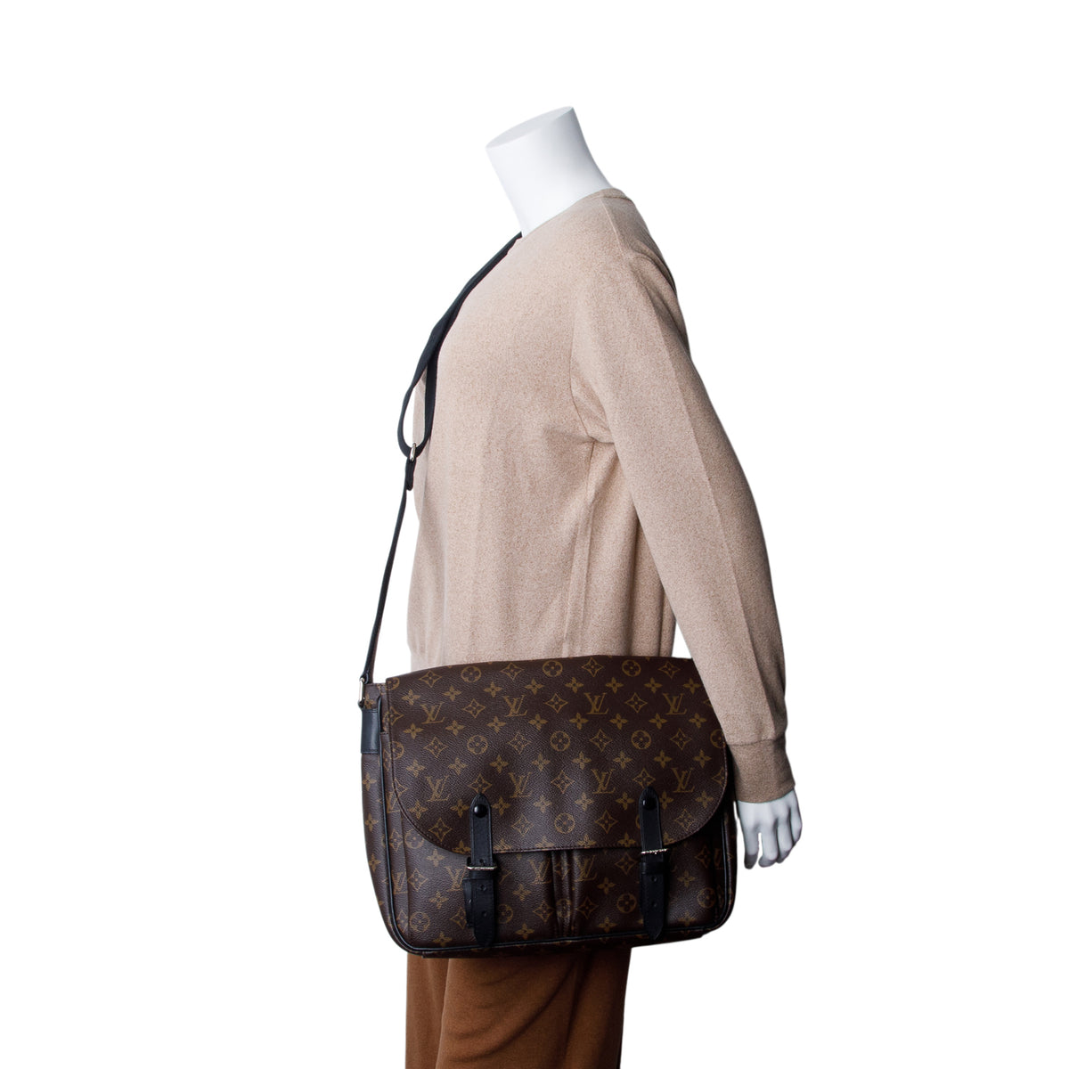 Louis Vuitton Monogram Macassar Christopher Messenger