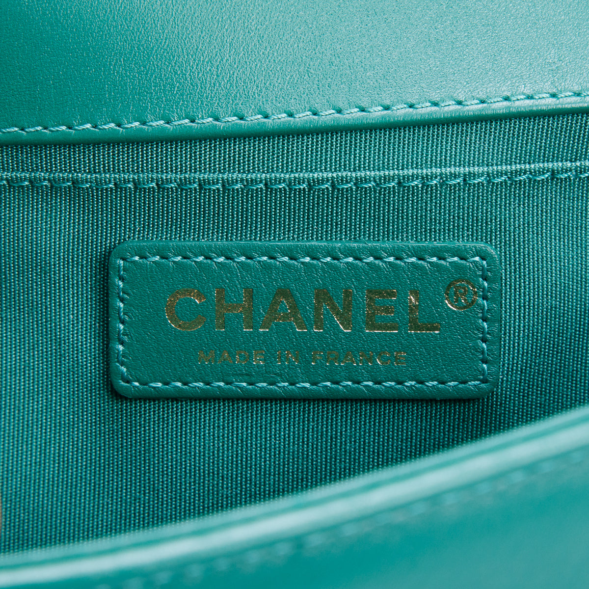 Chanel Green Quilted Lambskin Leather Medium Boy Bag w/ Box & Authenticity Card