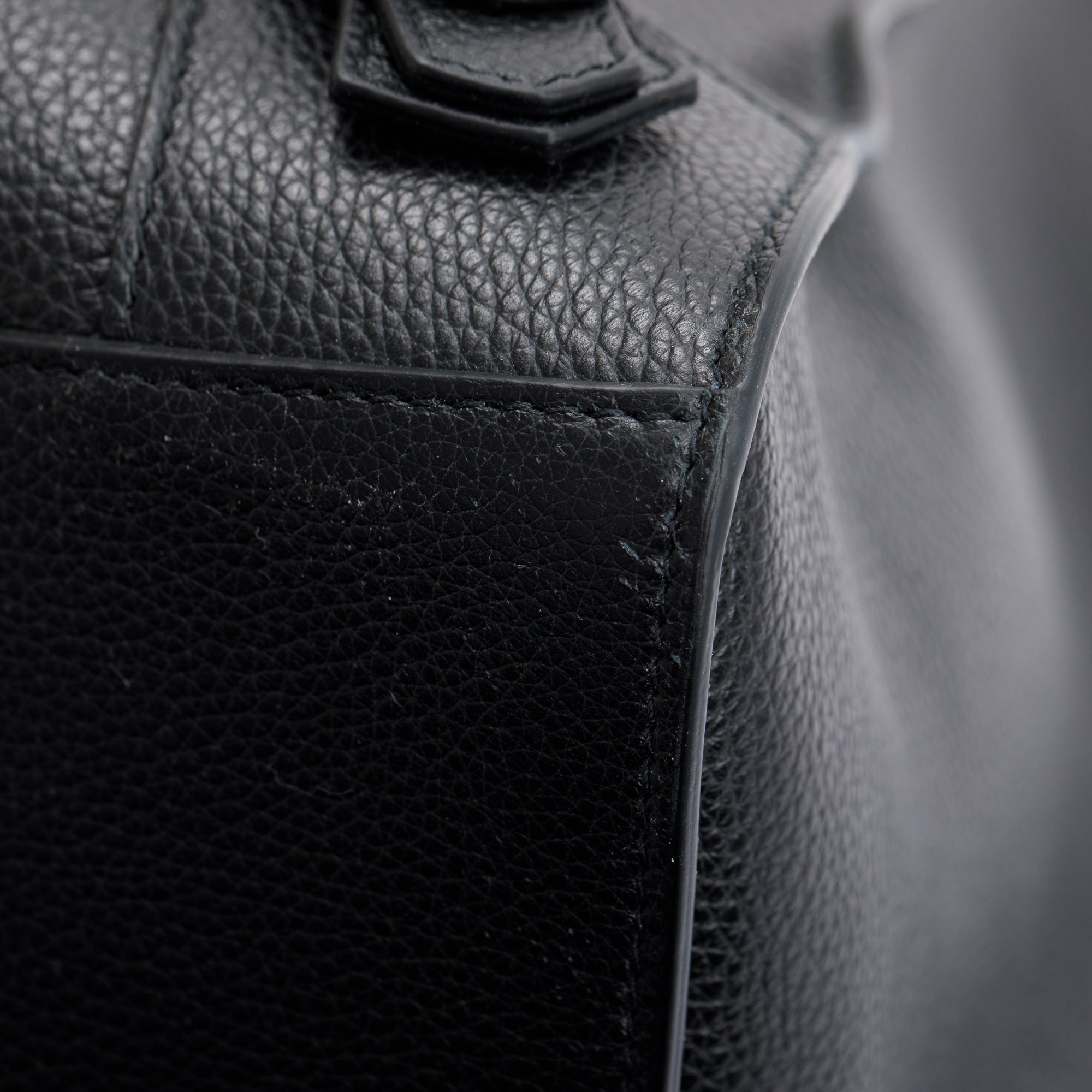 Balenciaga Black Calfskin Leather Large Neo Classic City Duffle Bag