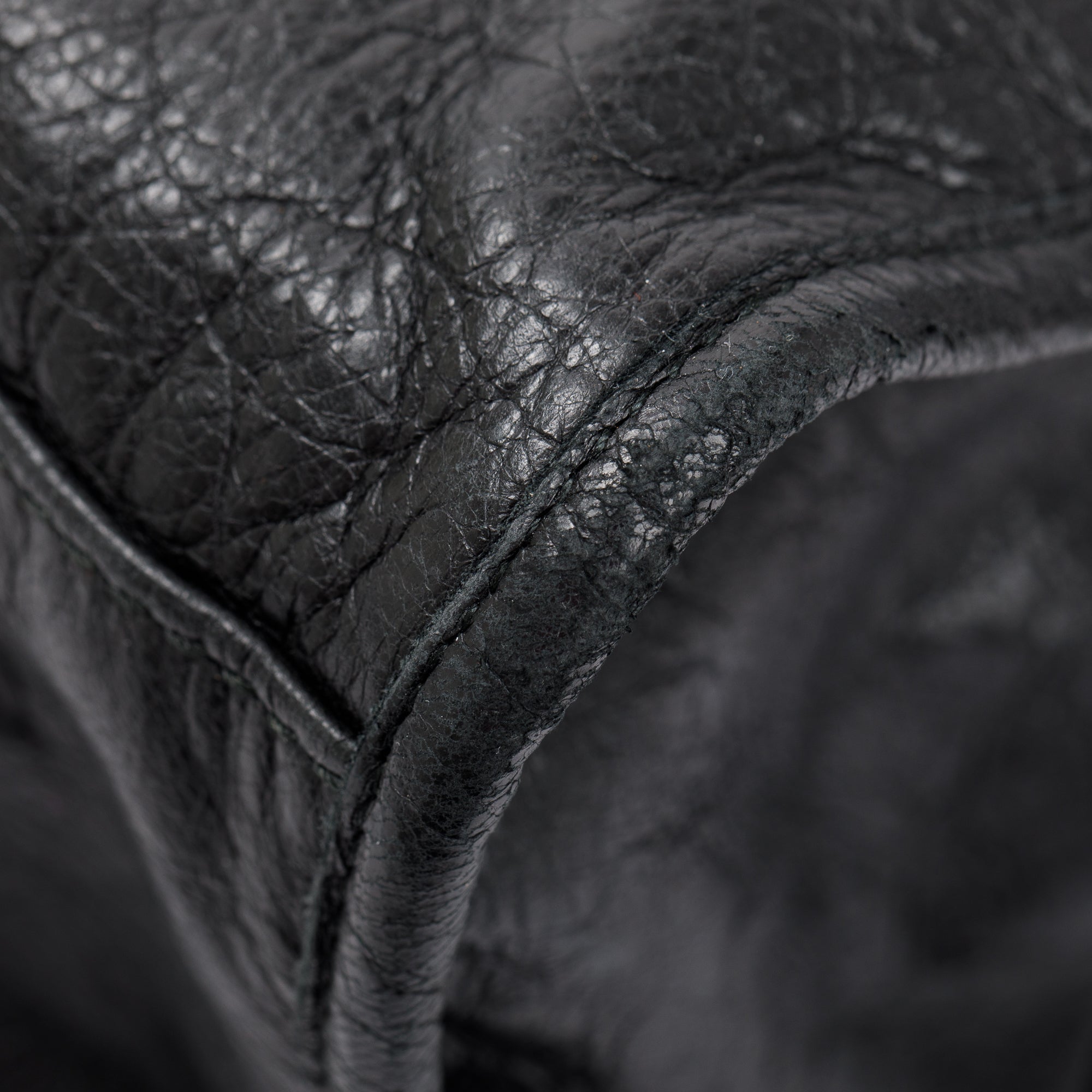 Balenciaga Black Distressed Arena Leather Giant 21 City Bag