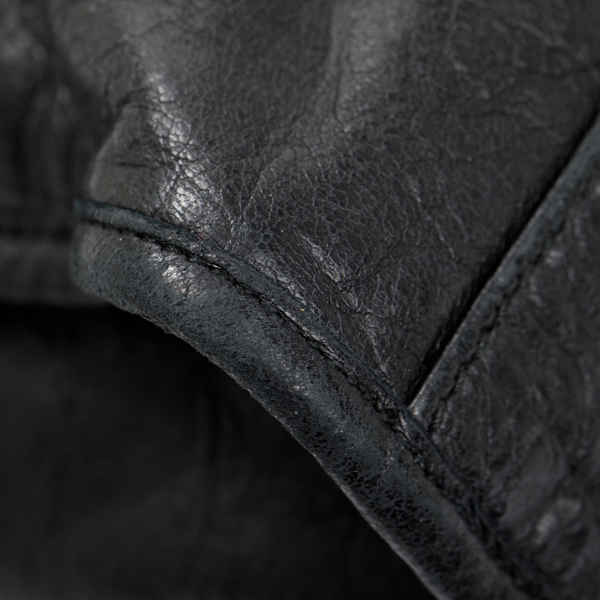 Balenciaga Black Distressed Arena Leather Giant 21 City Bag