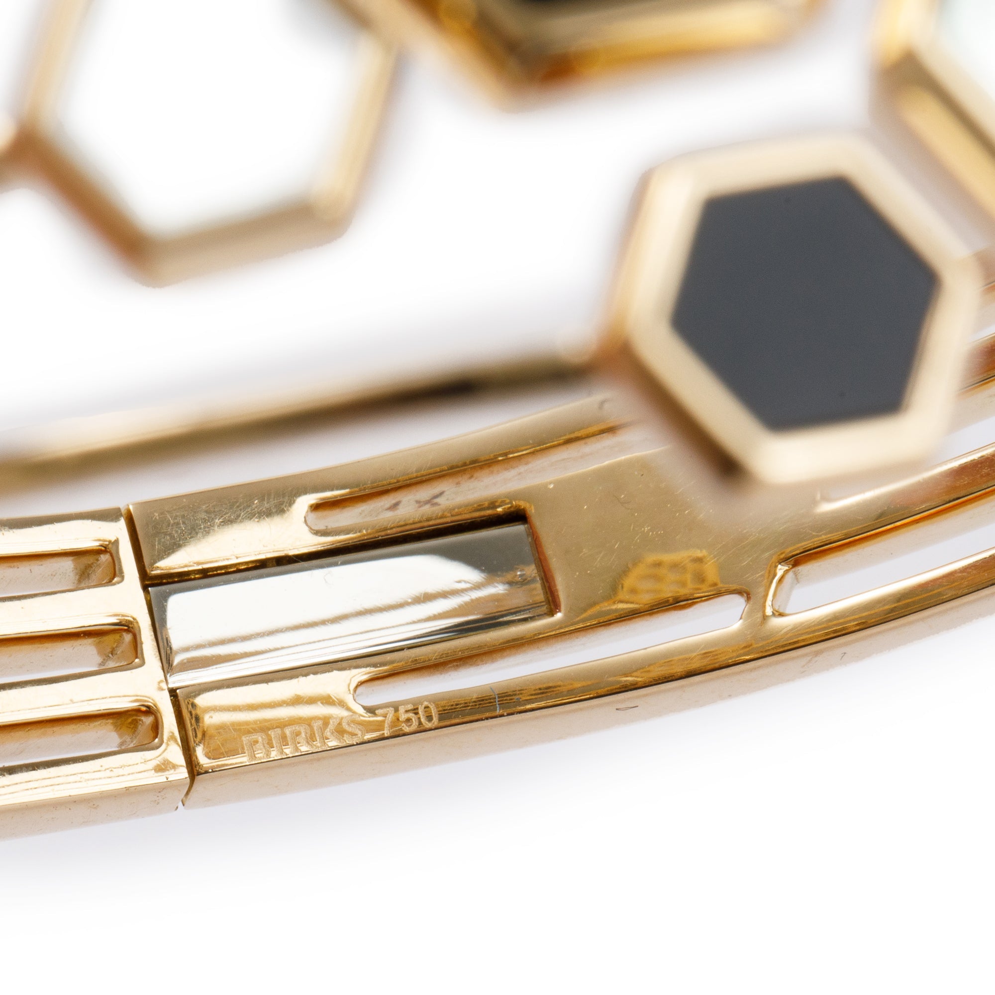 Birks 18k Yellow Gold Black Onyx & Mother of Pearl Hinged Bangle Bracelet