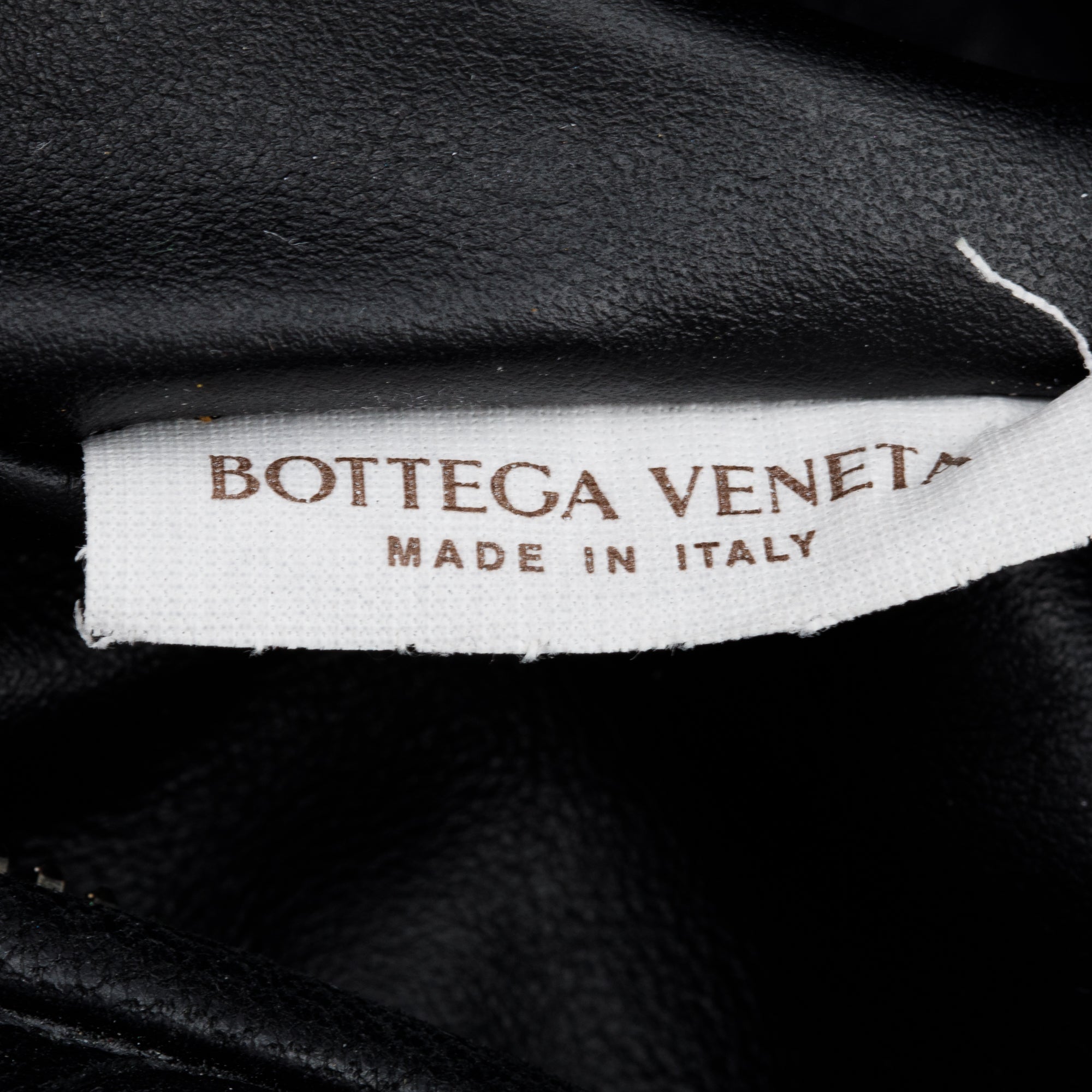 Bottega 2023 Veneta Black Intrecciato Leather Teen Jodie Bag w/ Receipt & Authenticity Card