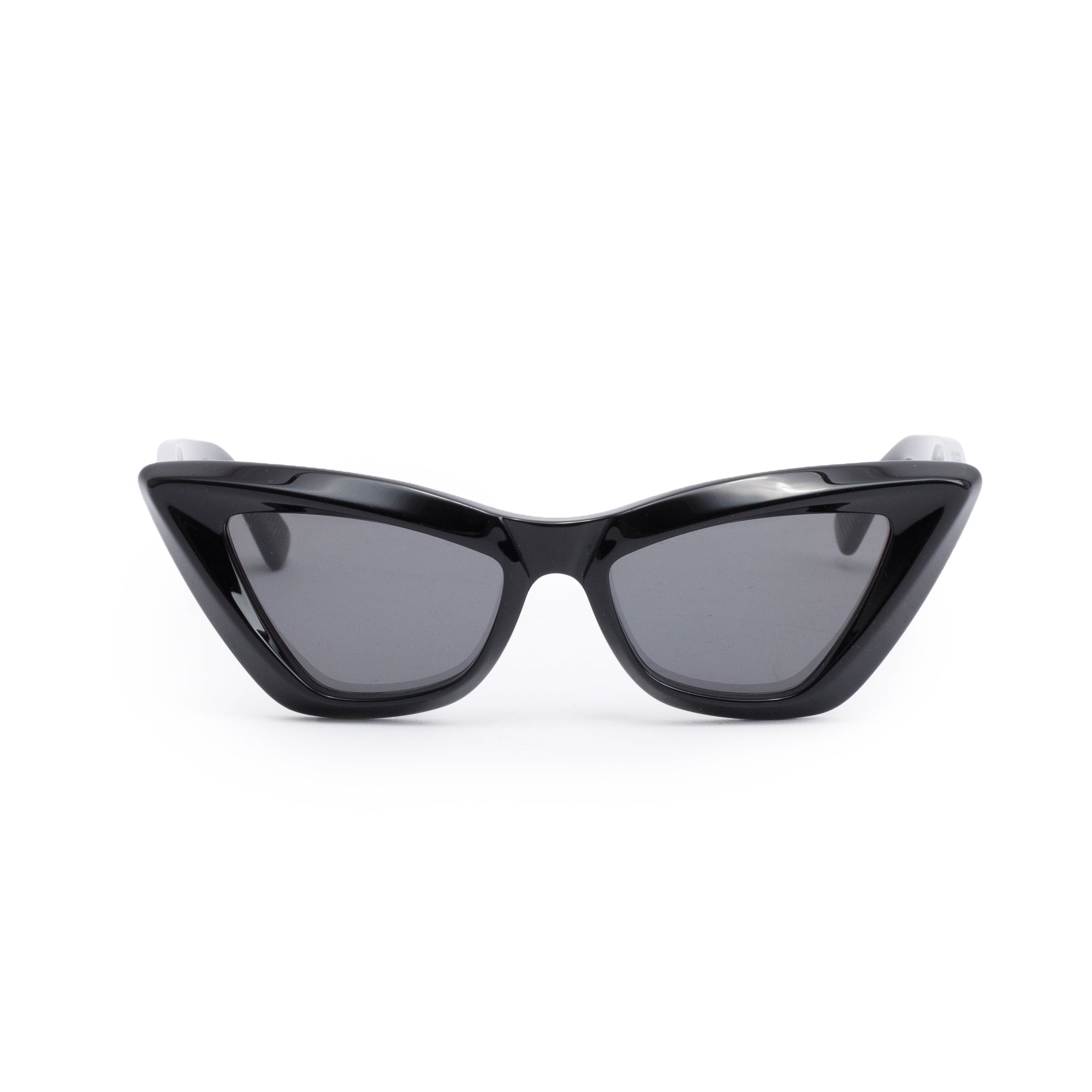 Bottega Veneta BV1101S Black Acetate Pointed Cat Eye Sunglasses w/ Case