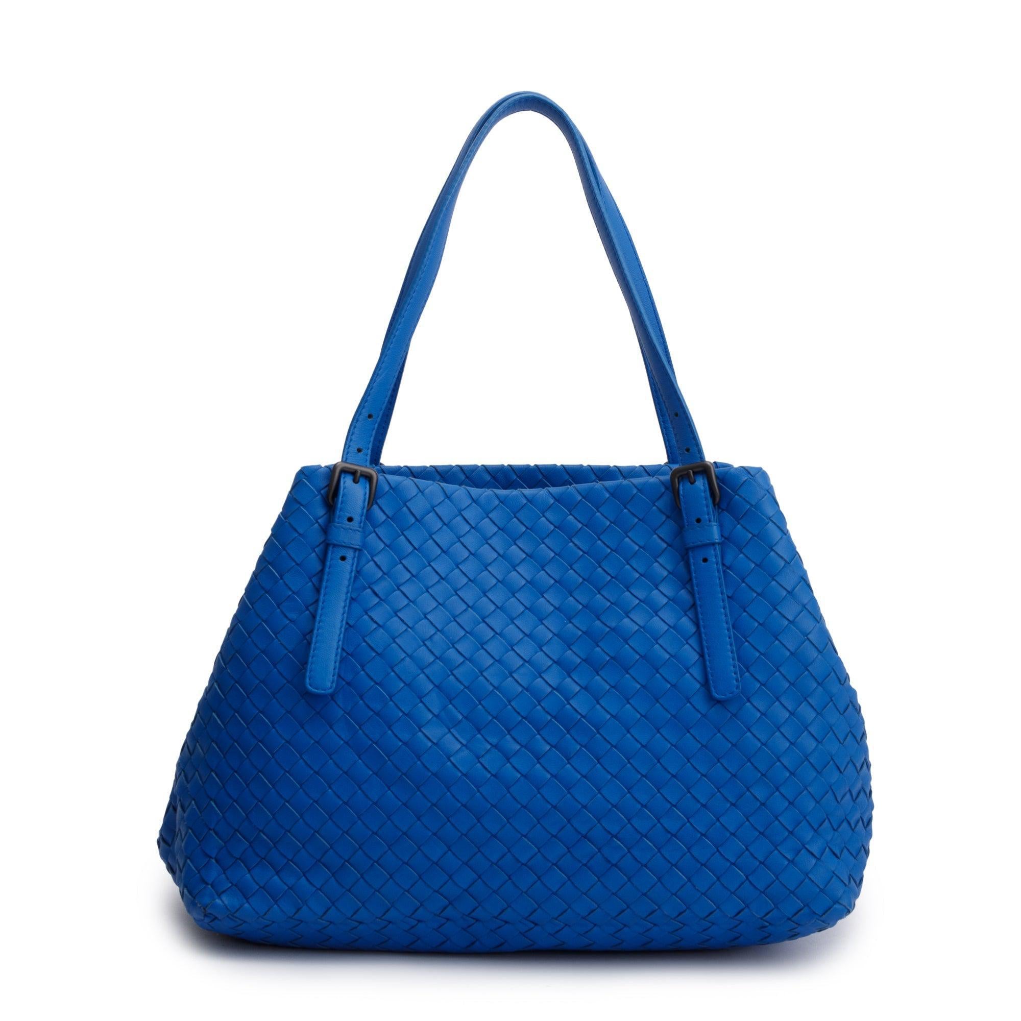Bottega Veneta Blue Intrecciato Leather Medium Cesta Tote