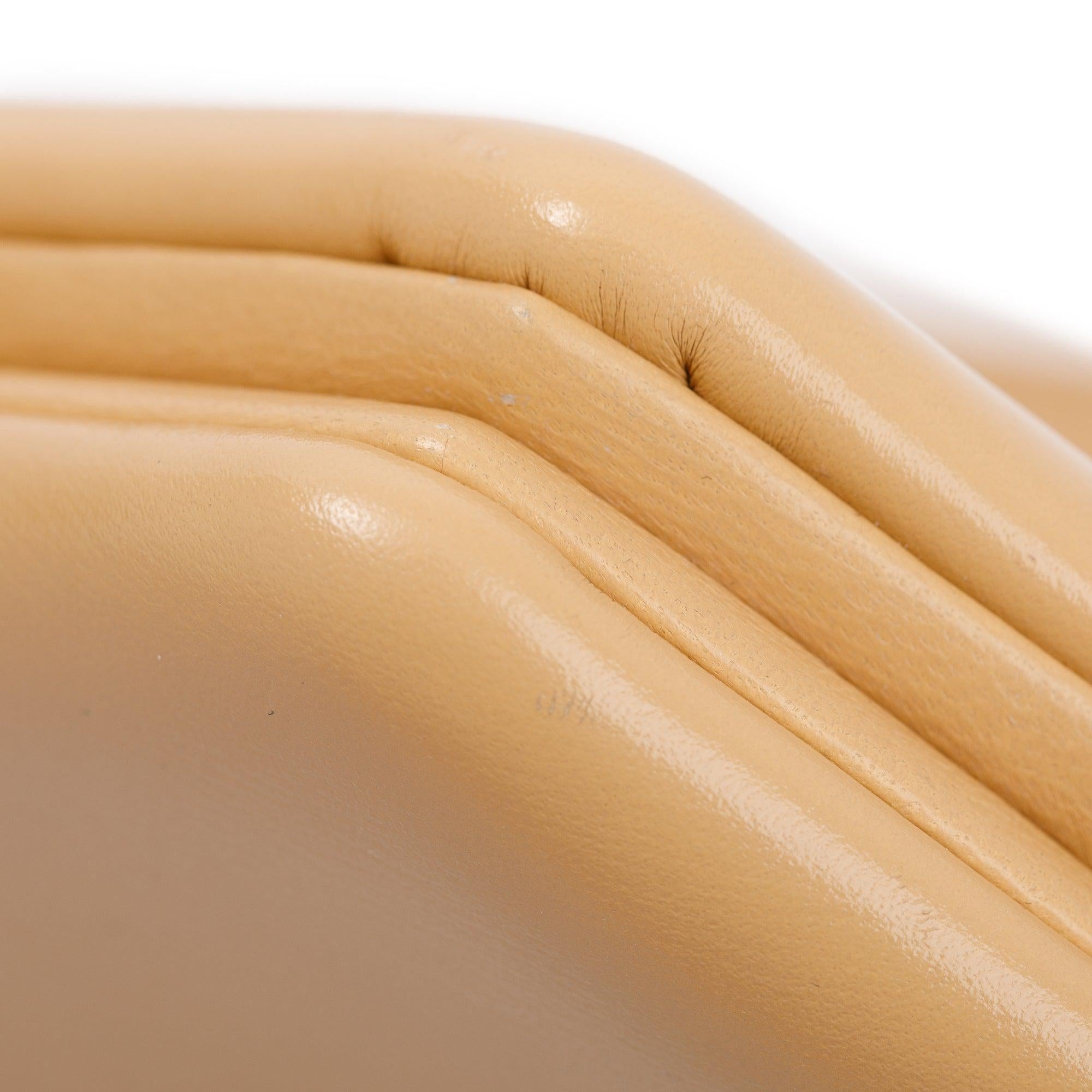 Bottega Veneta Neutral Leather The Tip Handle Bag