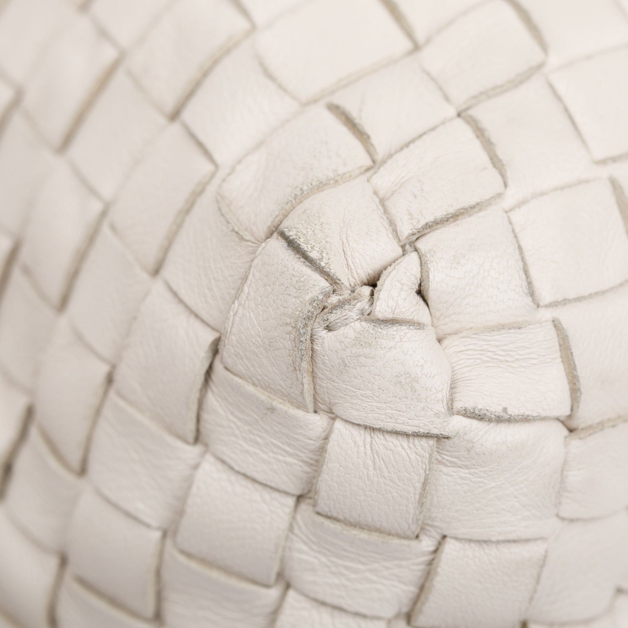 Bottega Veneta White Intrecciato Leather Medium Cesta Tote