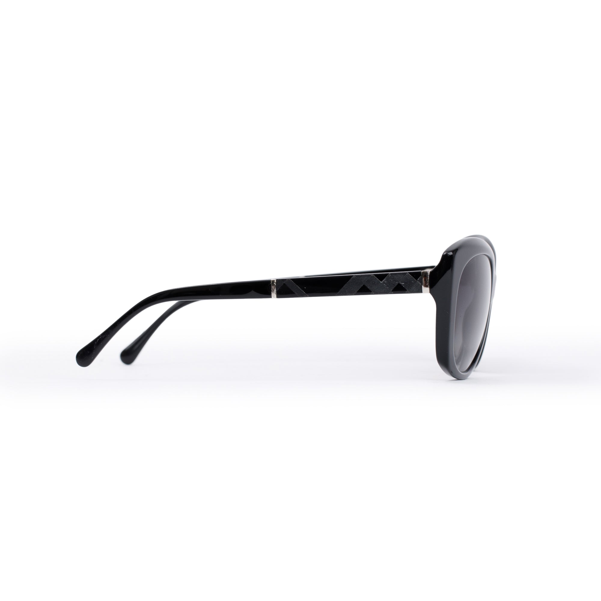 Burberry B 4164 Black Acetate Cat-Eye Sunglasses w/ Box & Case