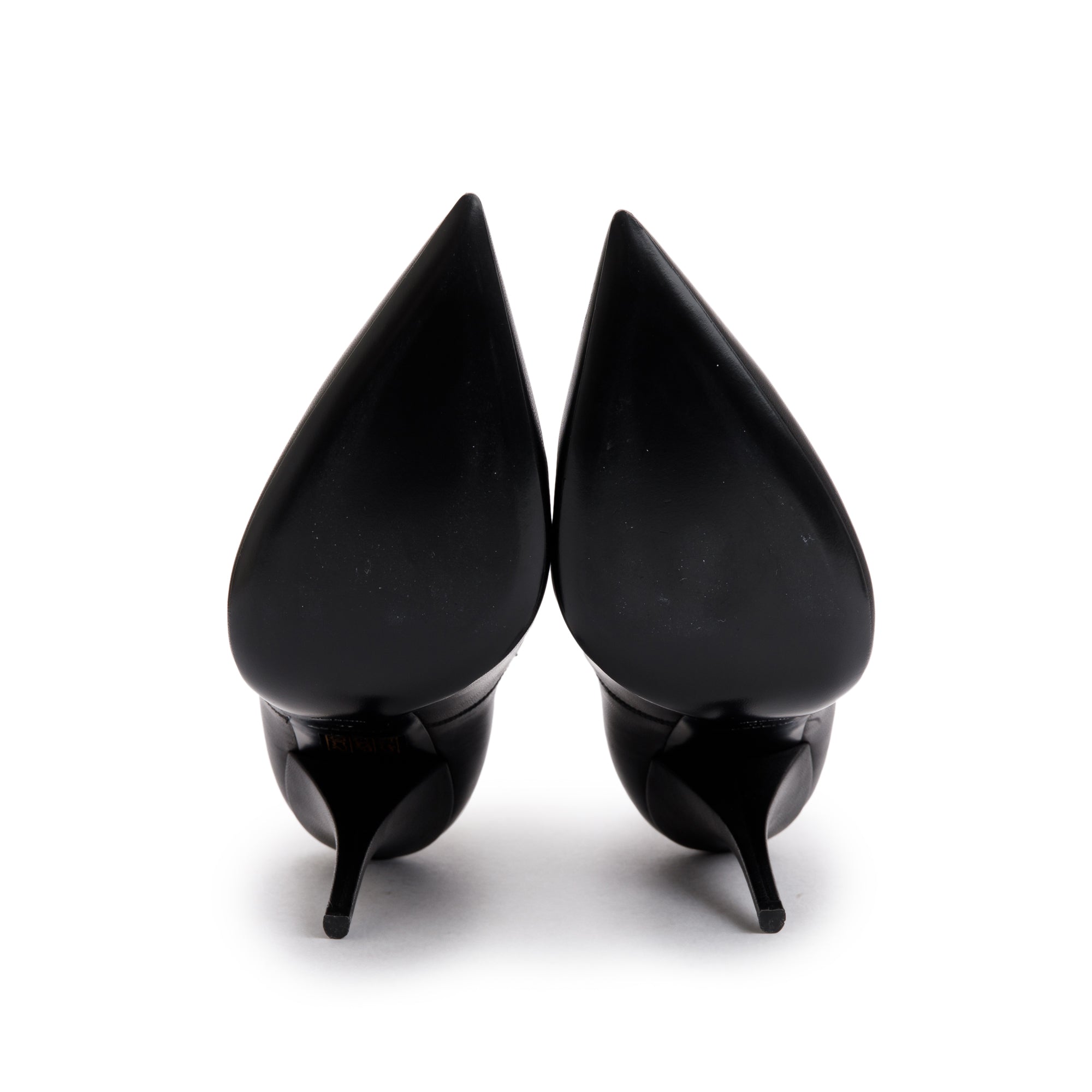 Burberry Black Calfskin Leather Essendon 105 Pump, Size 40 w/ Box