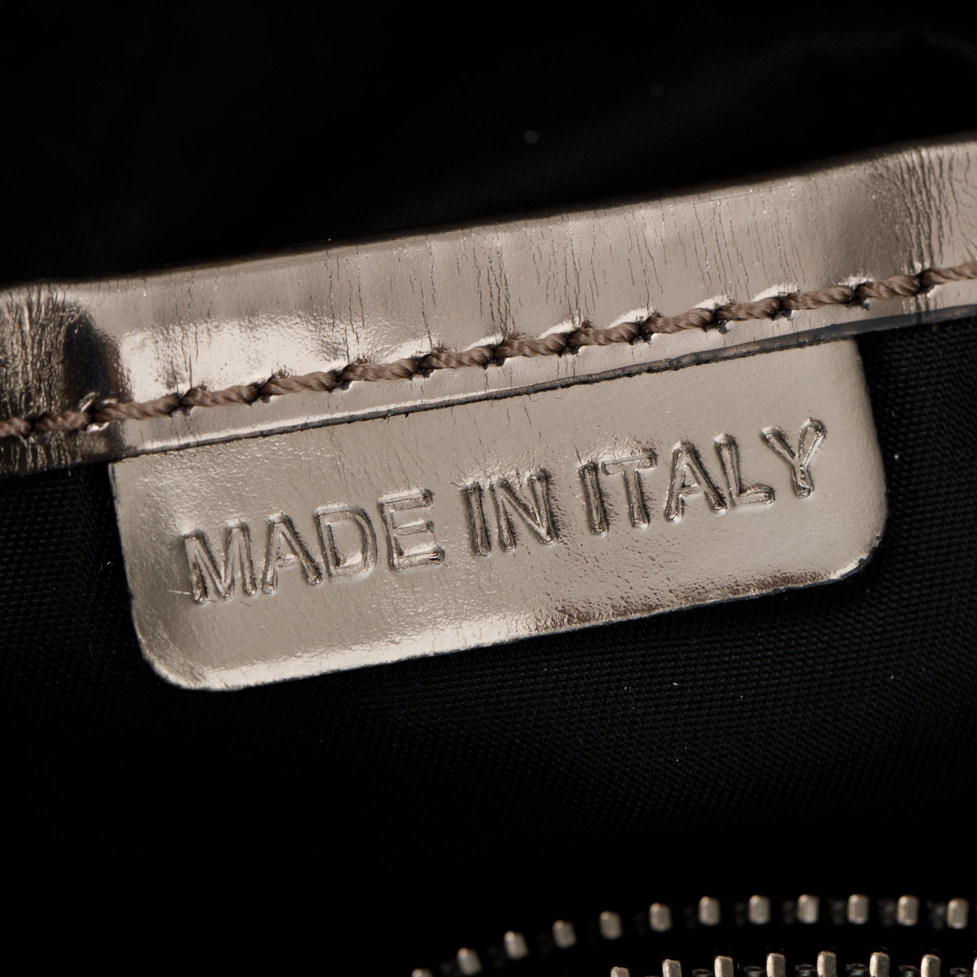 Burberry Metallic Grey Patent Leather Trim Beat Check Nylon Easton Landscape Bag