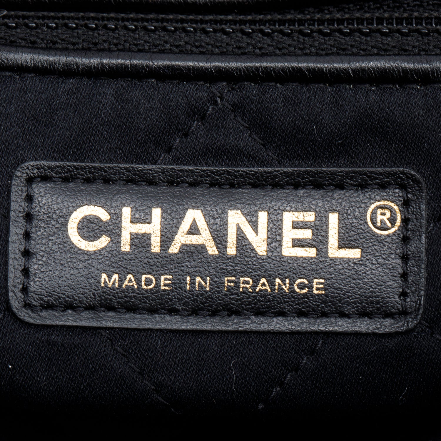 Chanel Black Shiny Calfskin Leather Small Chanel 22 Hobo w/ Pouch