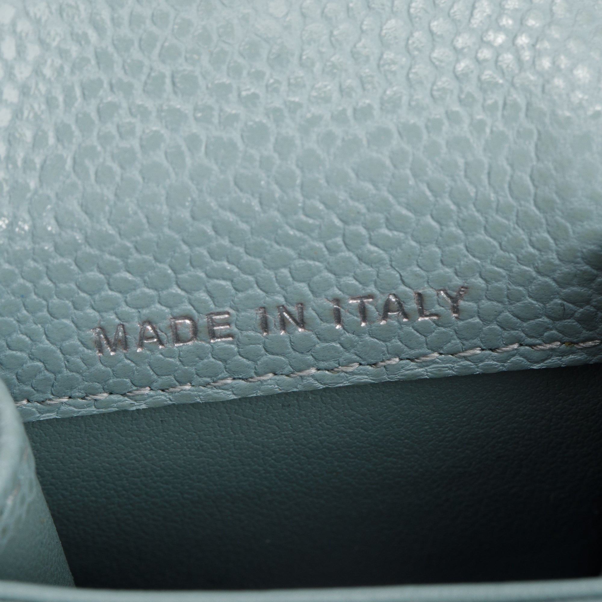 Chanel 2020 Grey Quilted Caviar Leather Airpods Flap Case on Chain