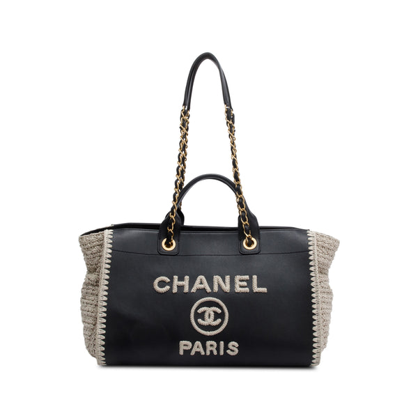 Chanel-2022-Black-Calfskin-
