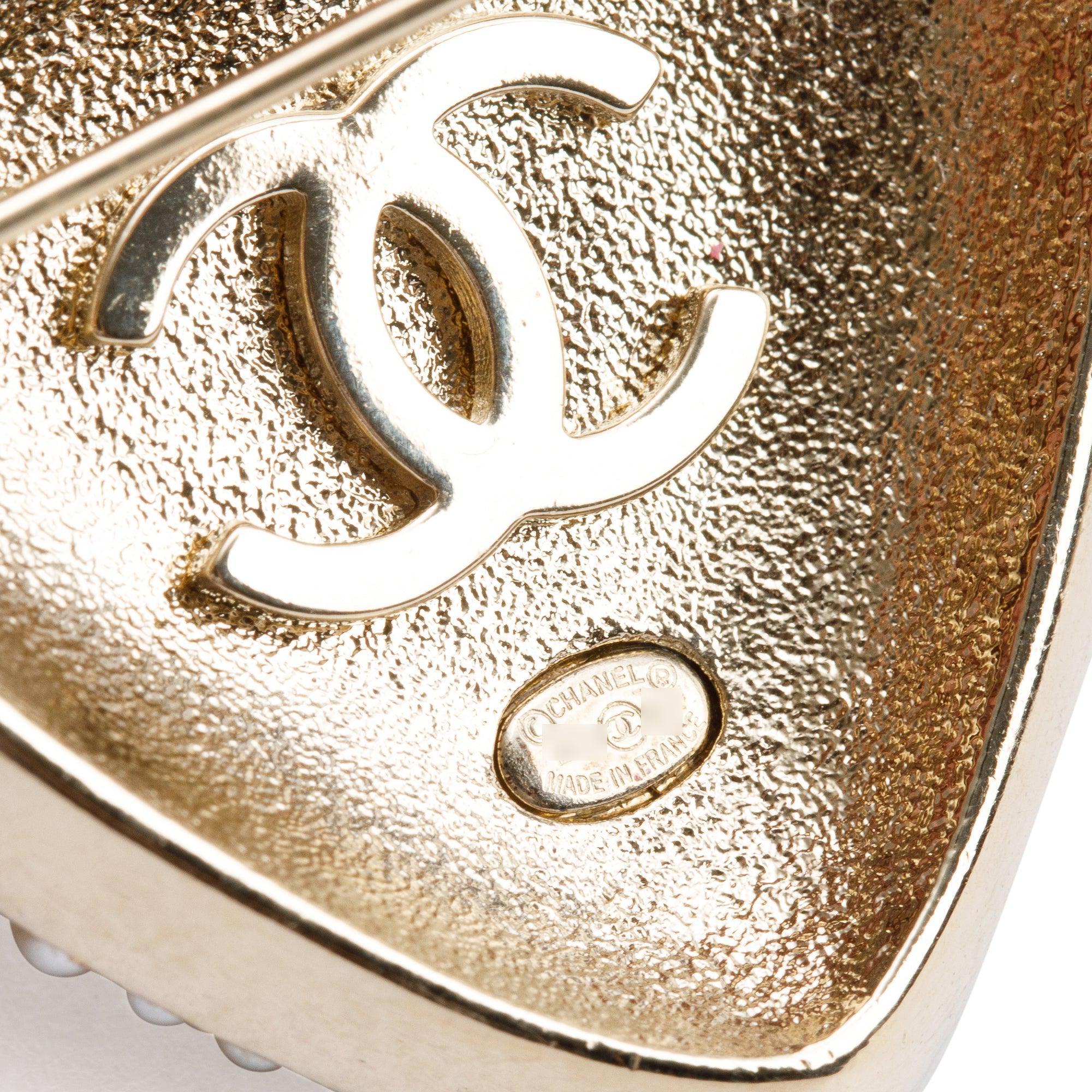 Chanel 2022 Gold Plated Faux Pearl & Strass CC Heart Pin Brooch