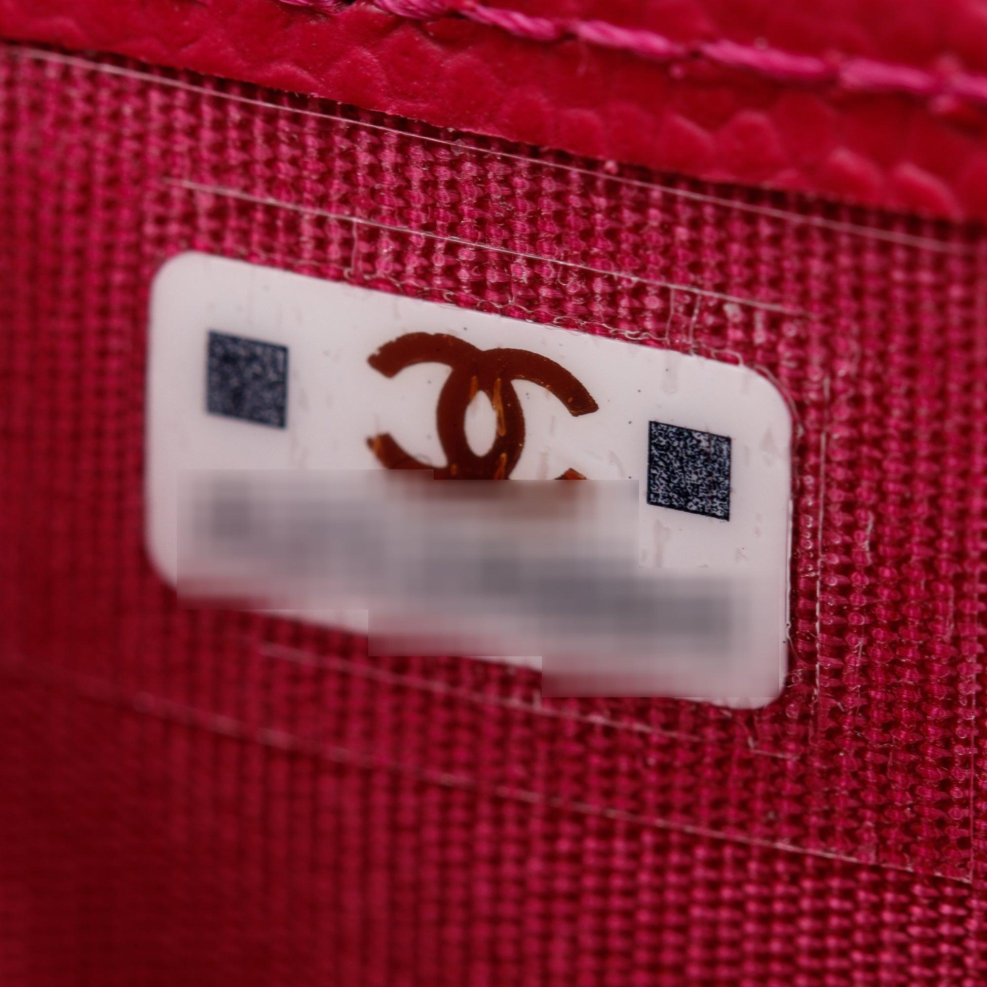 Chanel 2022 Pink Caviar Leather Classic Card Holder w/ Box