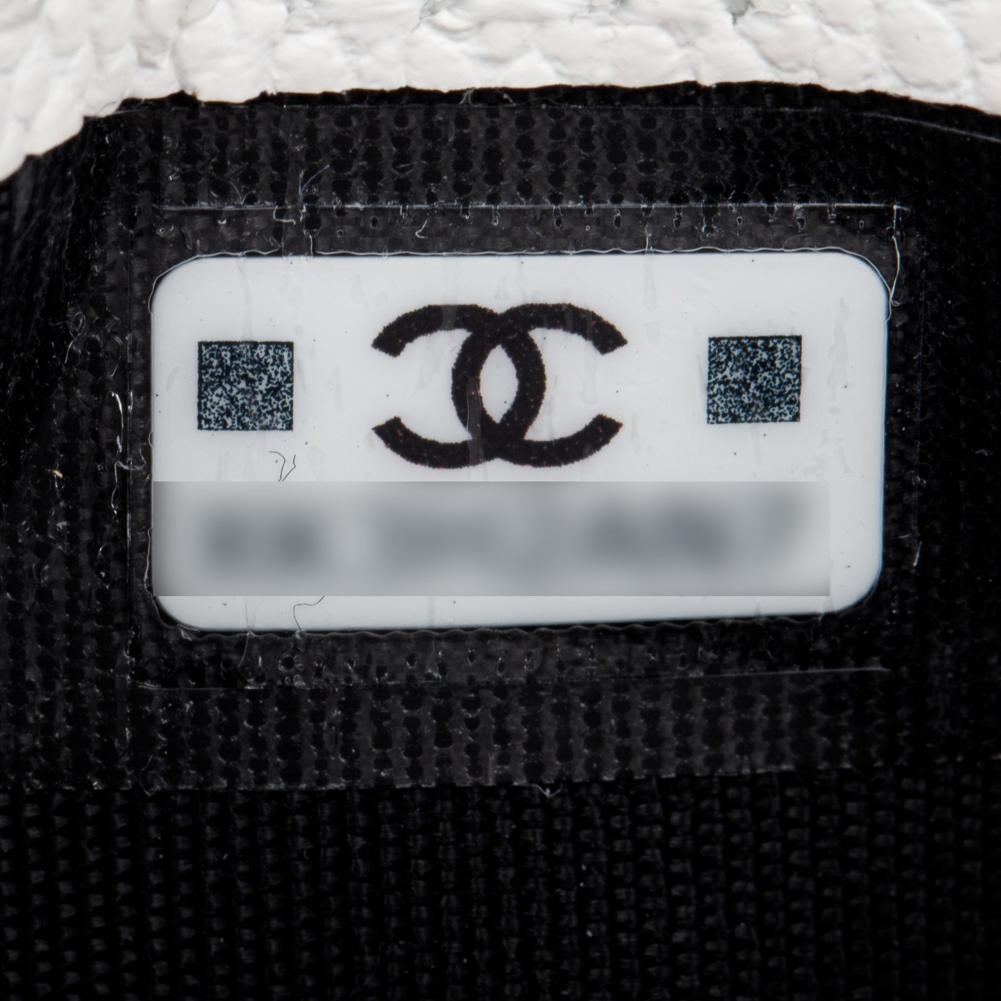 Chanel 2023 White Caviar Leather Classic Card Holder w/ Box