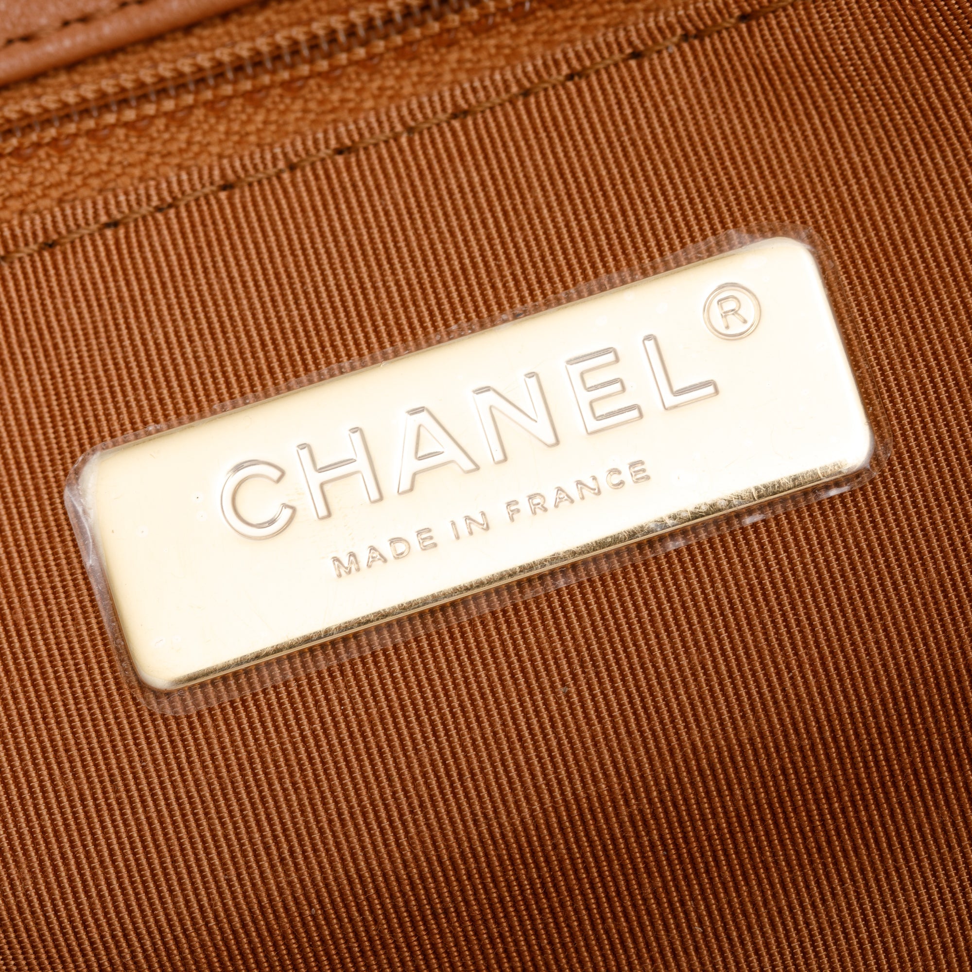 Chanel 2024 Brown Lambskin Leather Large 19 Flap Bag w/ Box