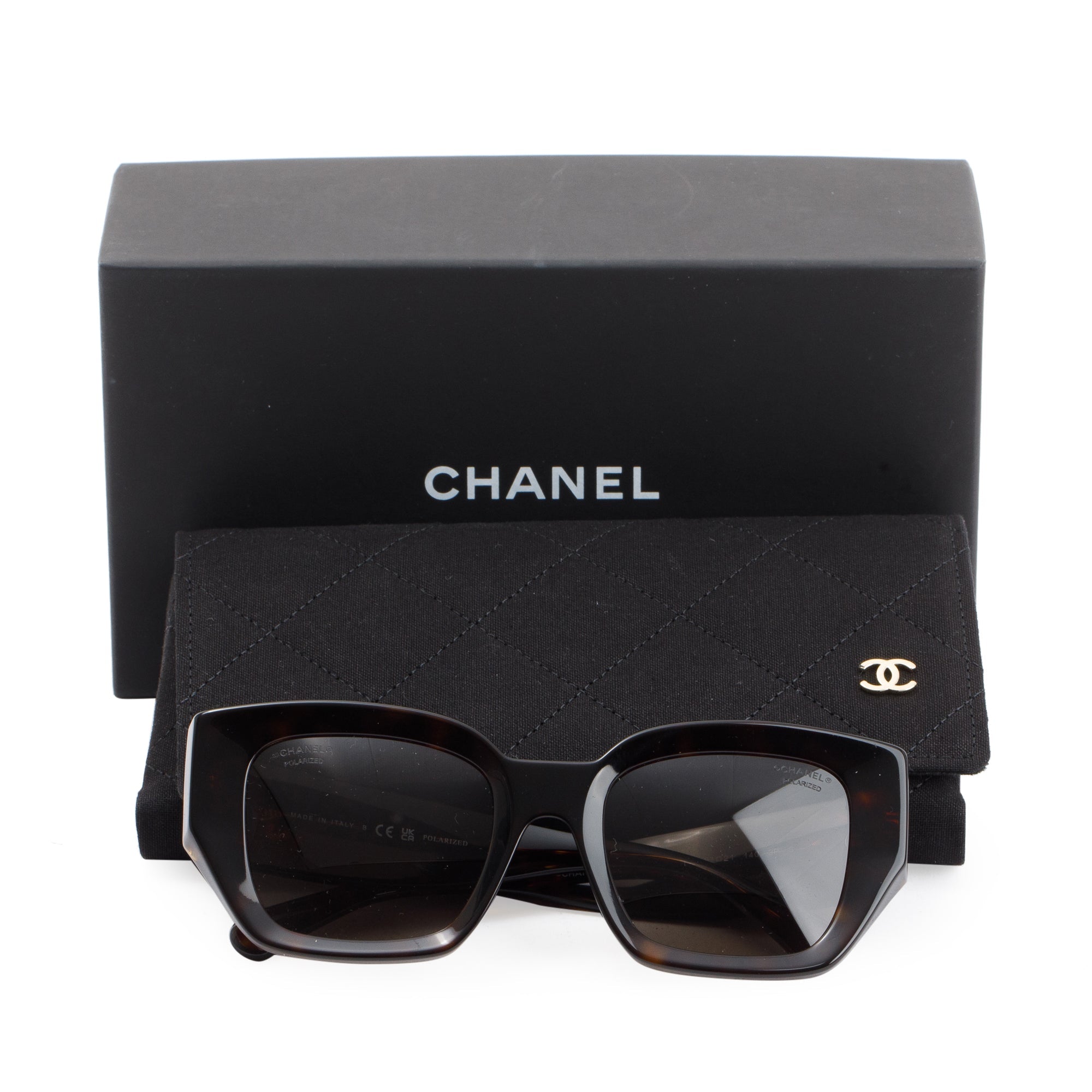 Chanel 5506-A 2023 Interlocking CC Logo Tortoise Acetate Sunglasses w/ –  Oliver Jewellery