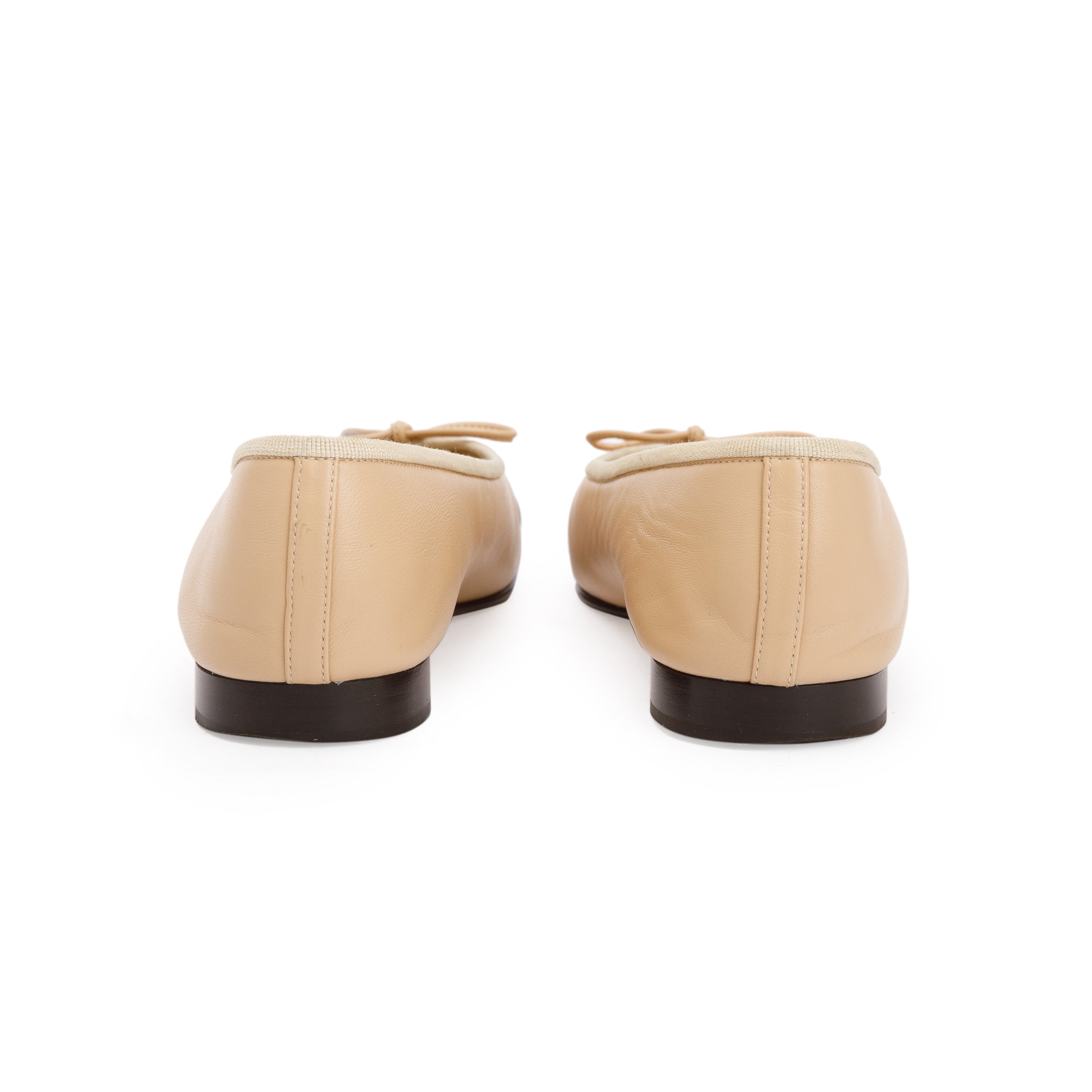 Chanel Beige/Black Lambskin Interlocking CC Logo Flats, Size 38 w/ Box