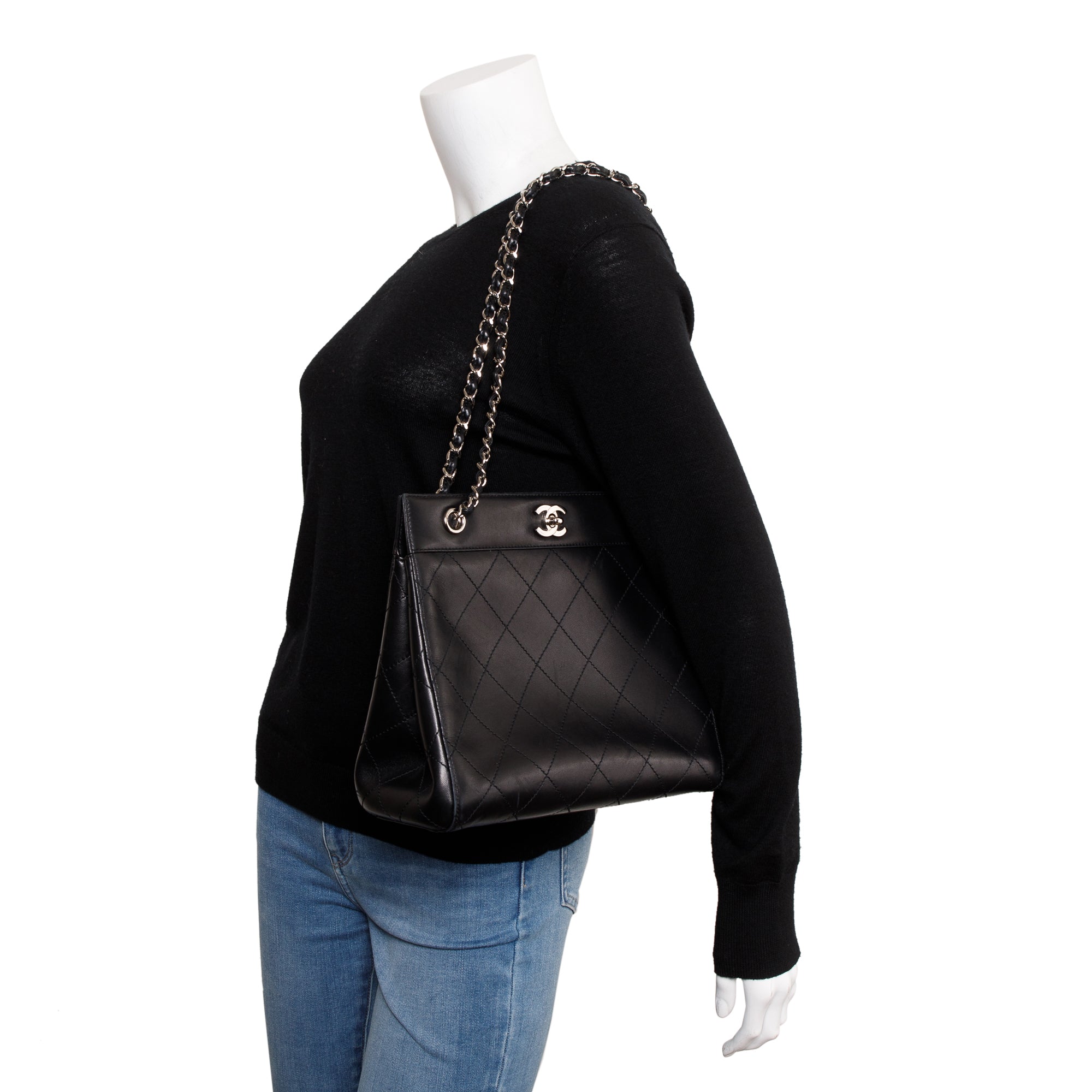 Chanel Black Calfskin Leather Turn-Lock CC Small Chain Tote