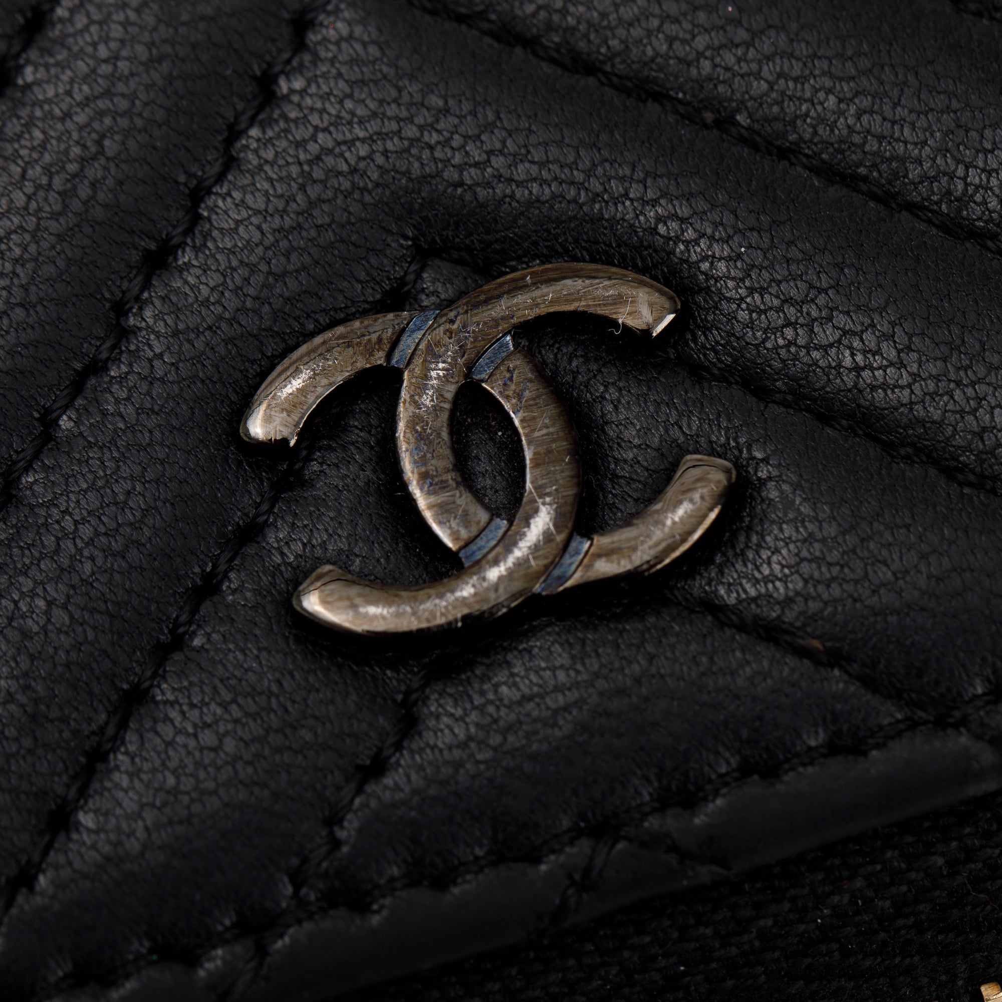 Chanel Black Chevron Calfskin Leather Classic Zipped Coin Purse w/ Box