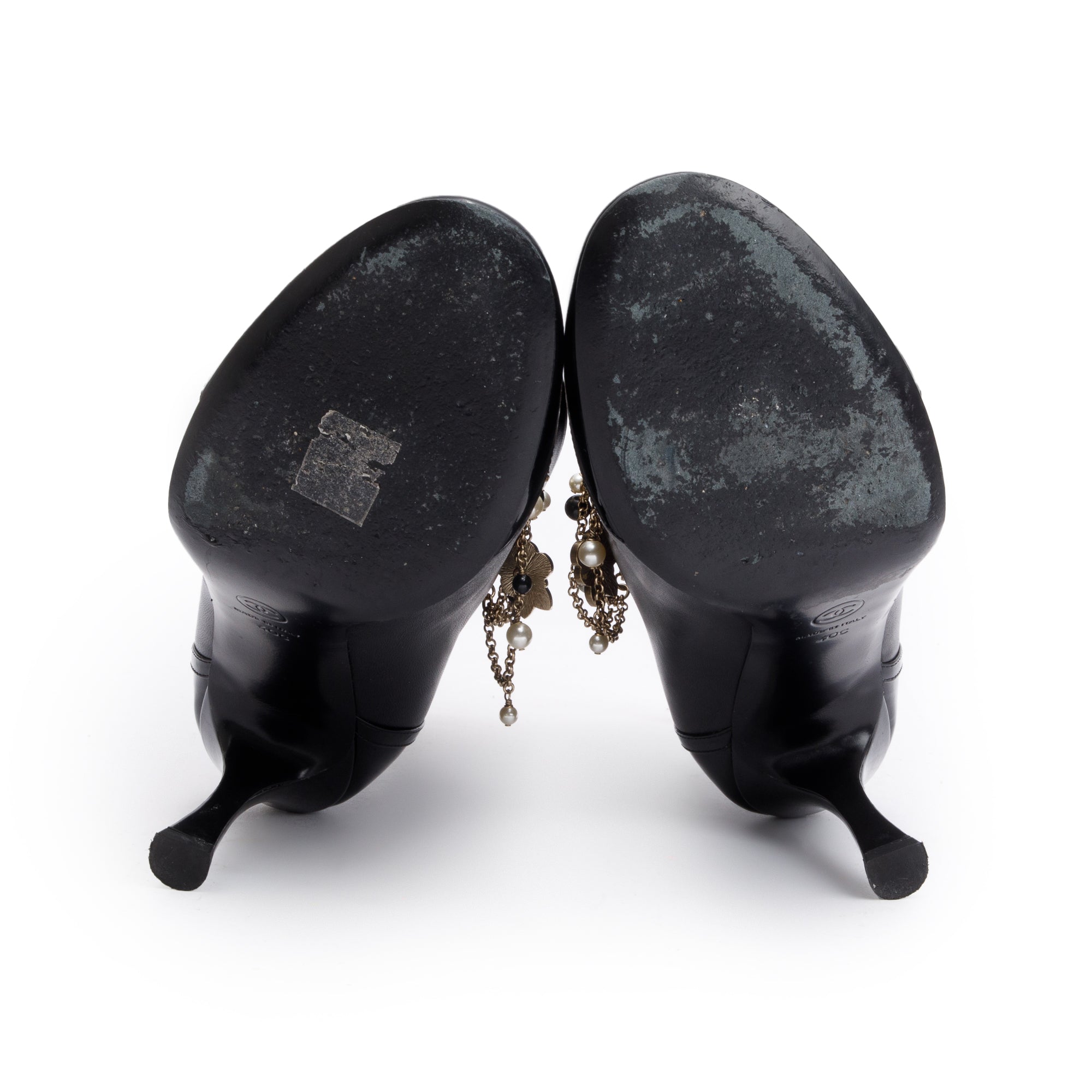 Chanel Black Leather Faux Pearl Bead Charms Interlocking CC Logo Chain Lace Up Ankle Boots, Size 40 w/ Box