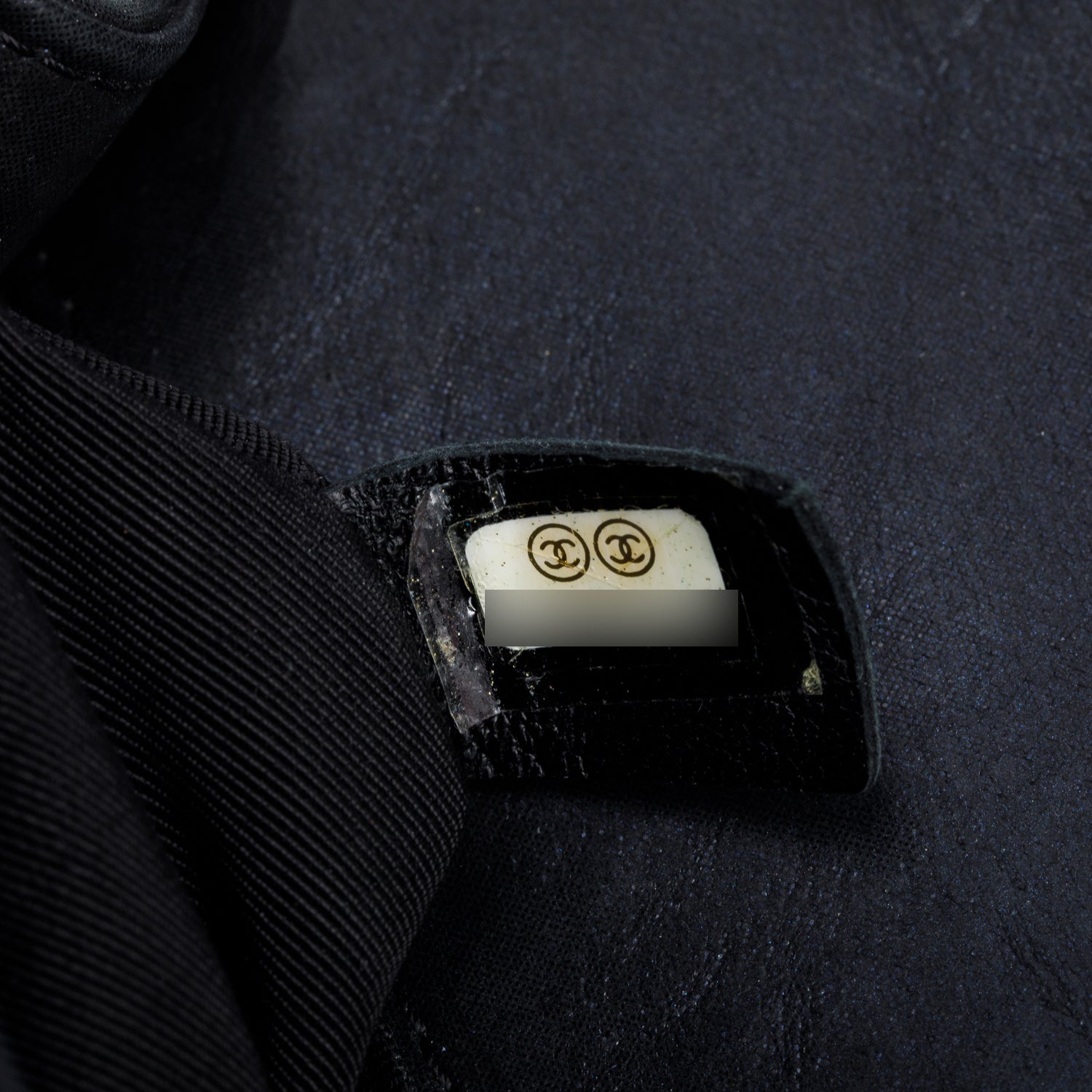 Chanel Black Quilted Iridescent Calfskin Leather Medium Beaded Double Stitch Boy Bag