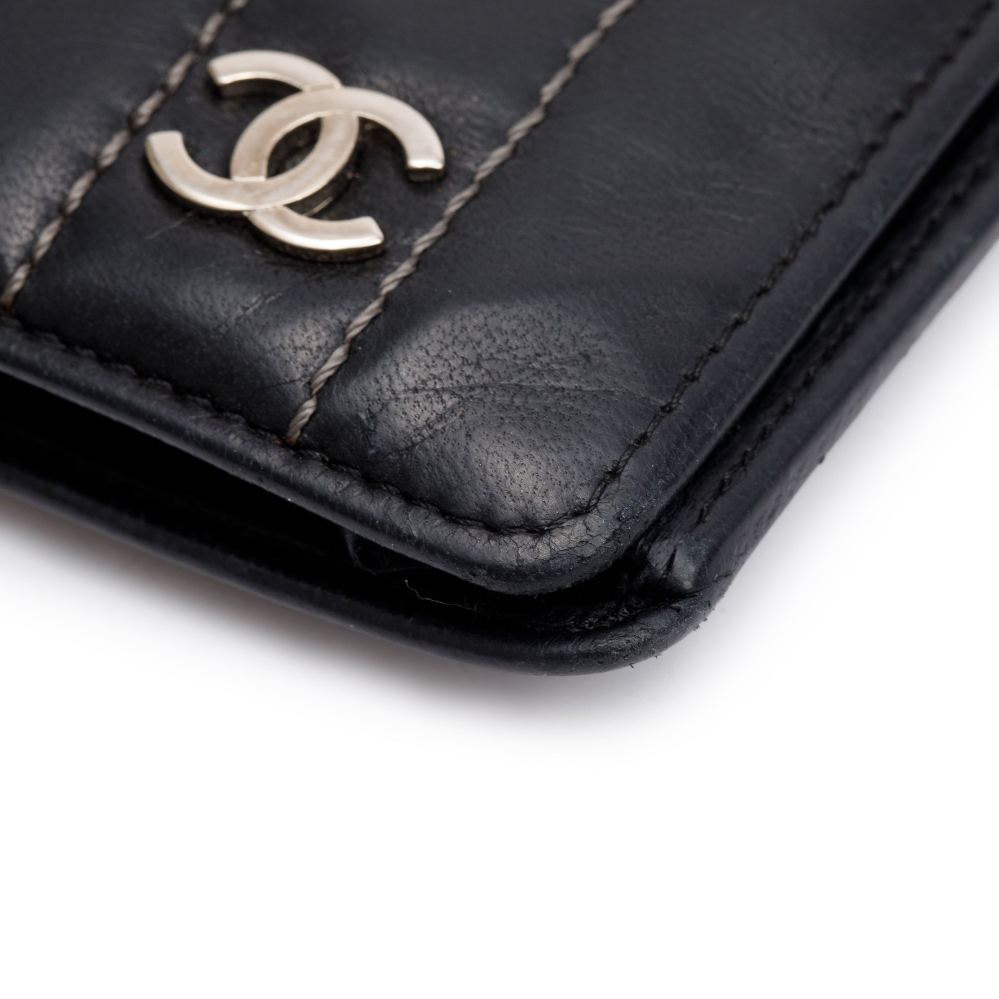 Chanel Black Vertical Quilt Lambskin Leather Interlocking CC Long Bifold Wallet