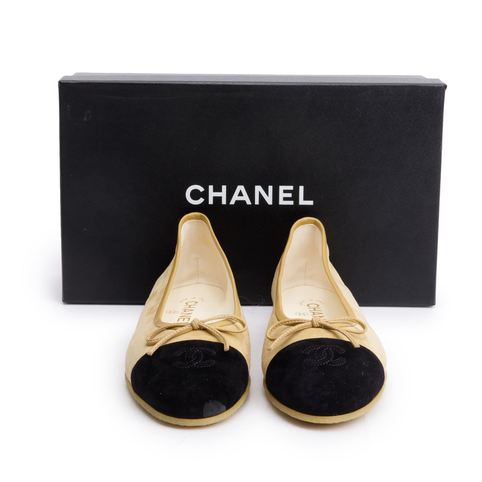 Chanel Black/Yellow Suede Kidskin Interlocking CC Logo Bow Flats, Size 40 w/ Box