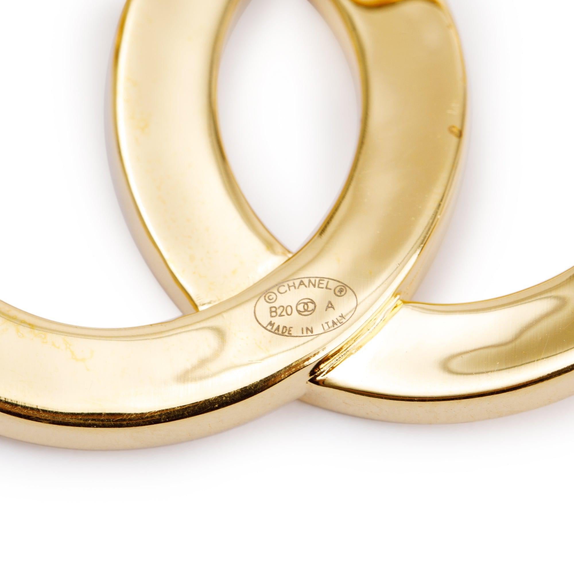 Chanel Gold Plated Large Paris CC Brooch w/ Box – OLIVER'S
