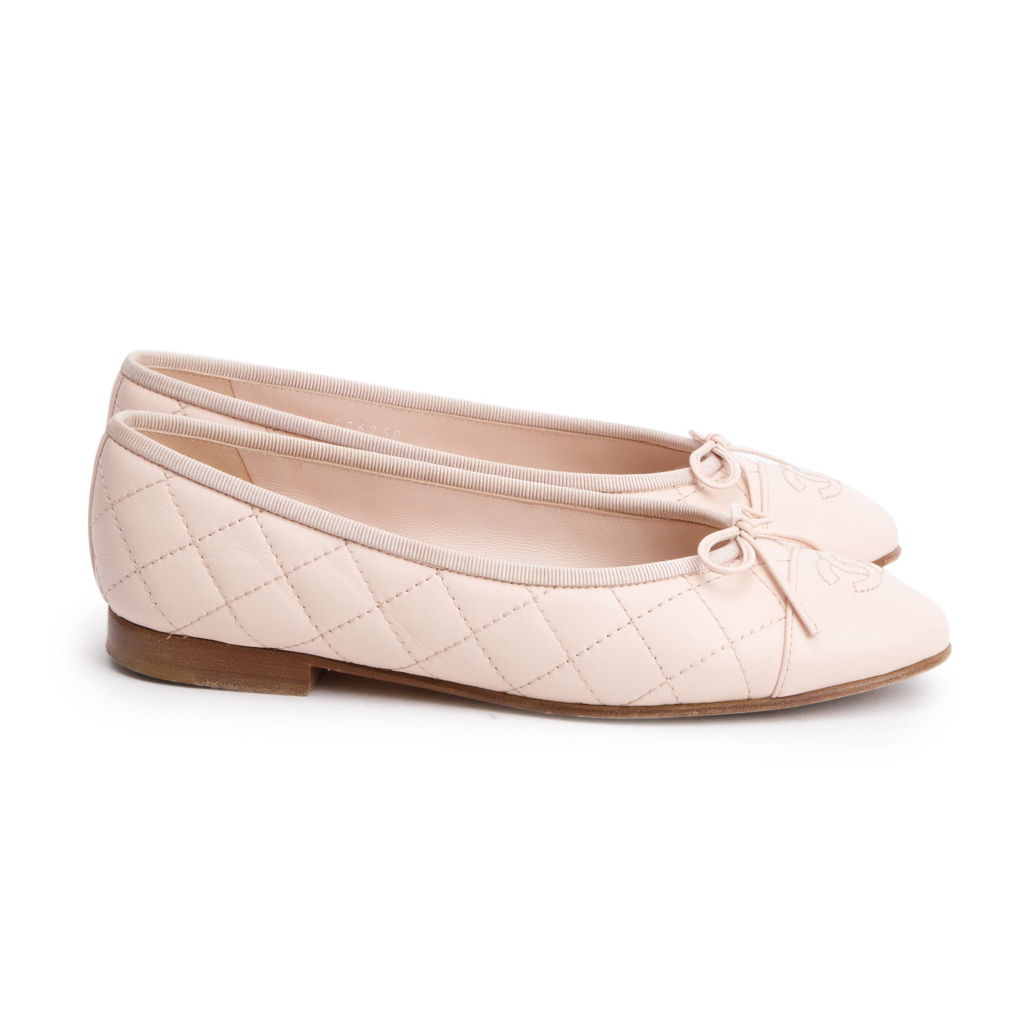 Chanel Pink Calfskin Leather Interlocking CC Logo Flats, Size 37 w/ Box