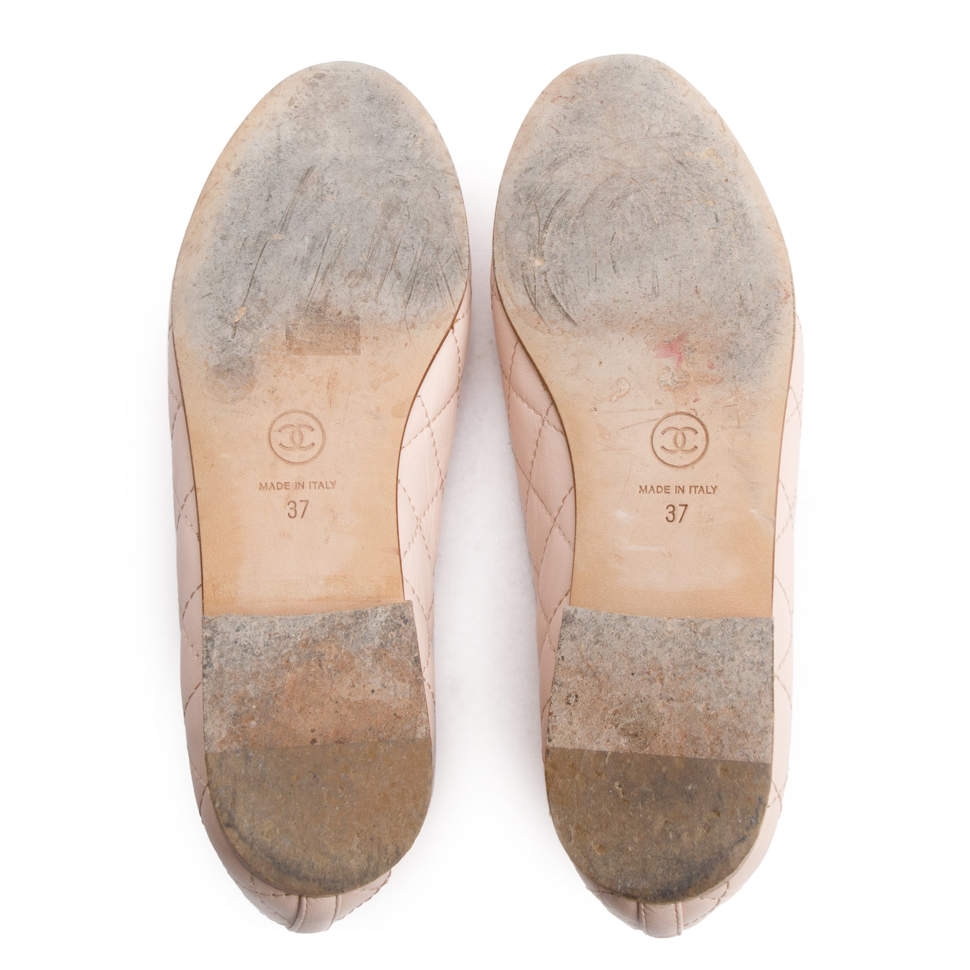 Chanel Pink Calfskin Leather Interlocking CC Logo Flats, Size 37 w/ Box