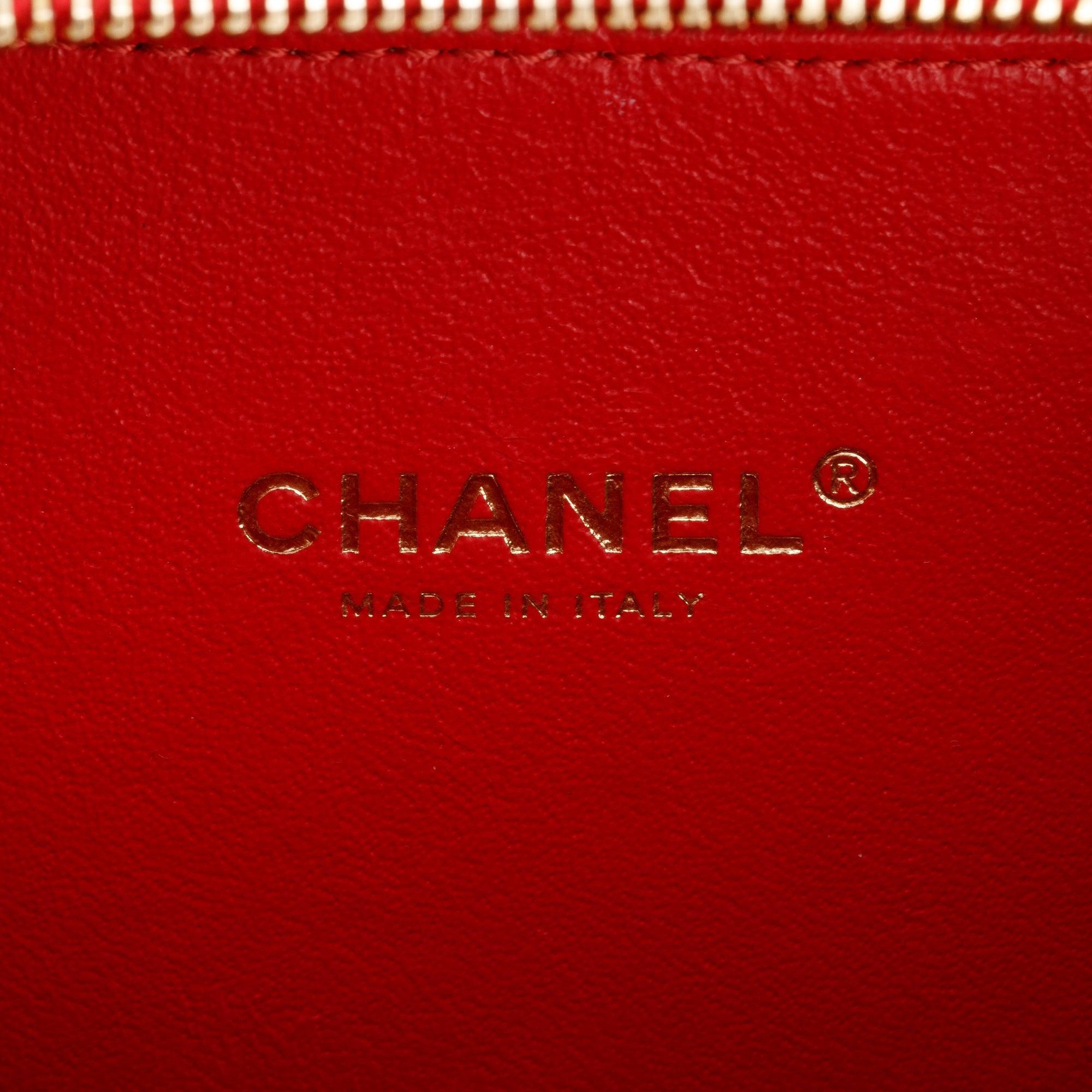 Chanel Red Quilted Caviar Leather Small CC Filigree Vanity Chain Clutch