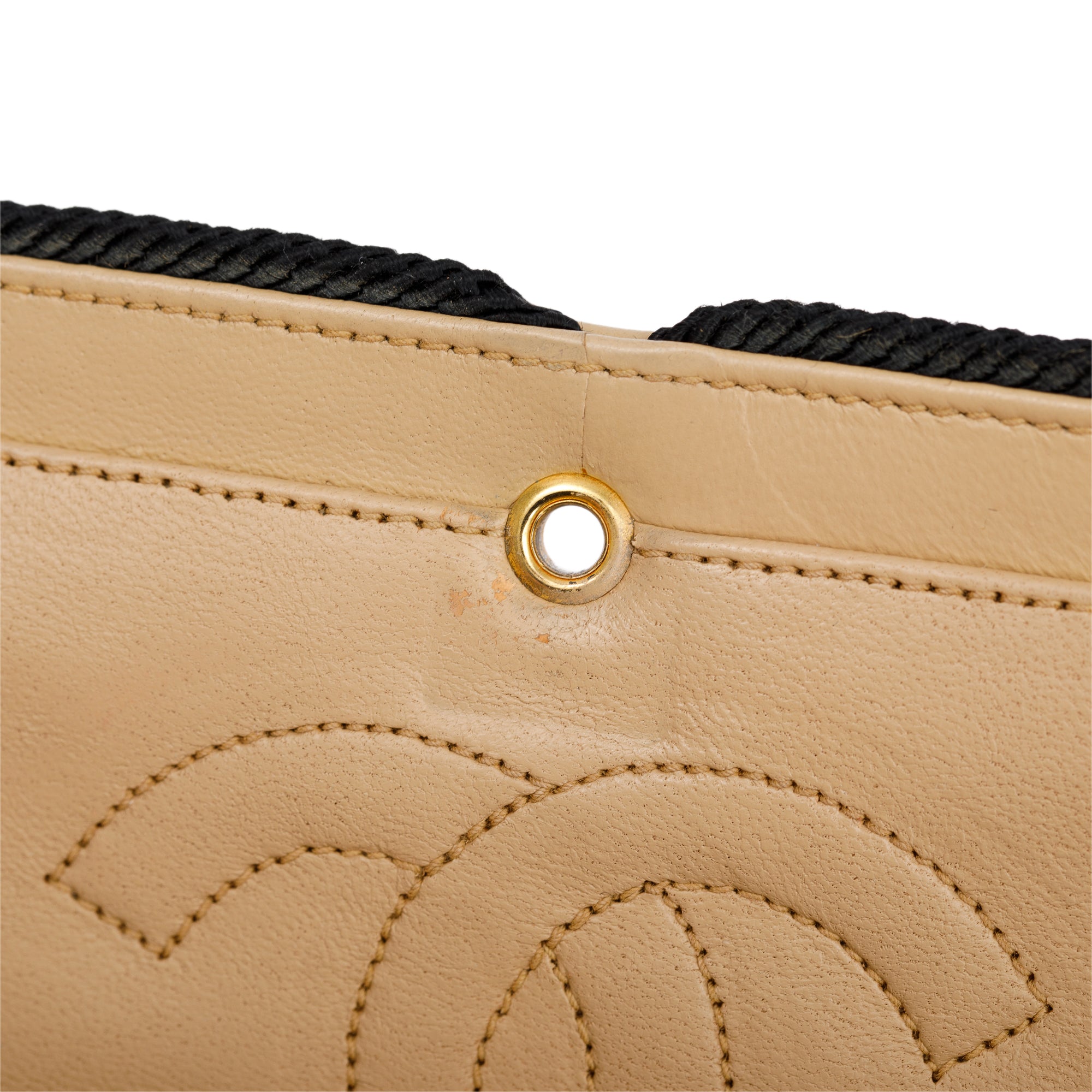 Chanel Vintage Beige Wave Quilted Lambskin Leather Small Flap Bag w/ Authenticity Card