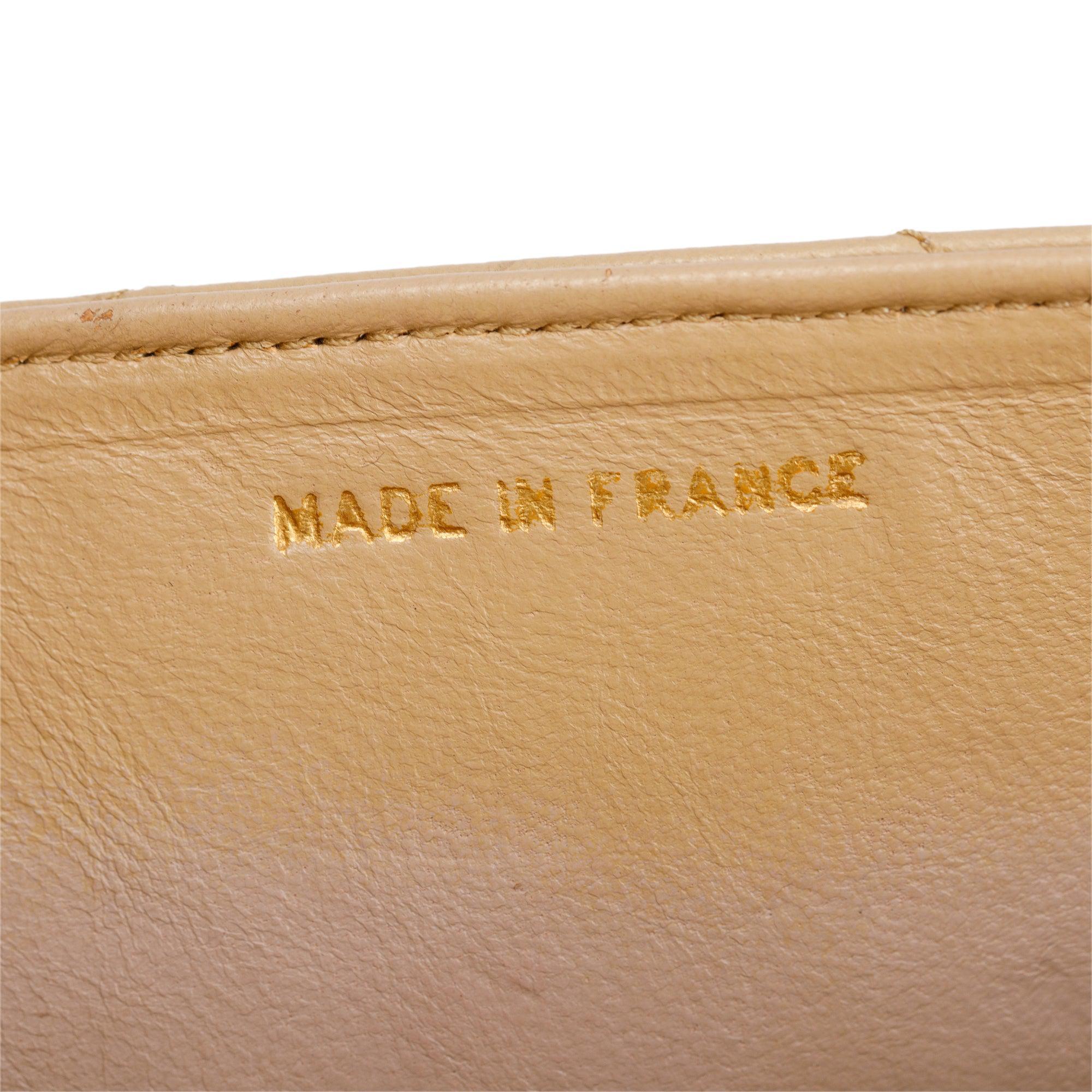 Chanel Vintage Beige Wave Quilted Lambskin Leather Small Flap Bag w/ Authenticity Card