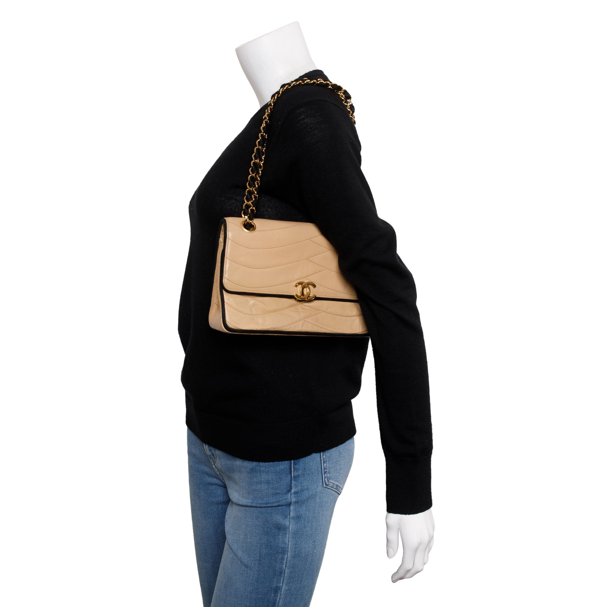 Chanel Vintage Beige Wave Quilted Lambskin Leather Small Flap Bag w/ Authenticity Card