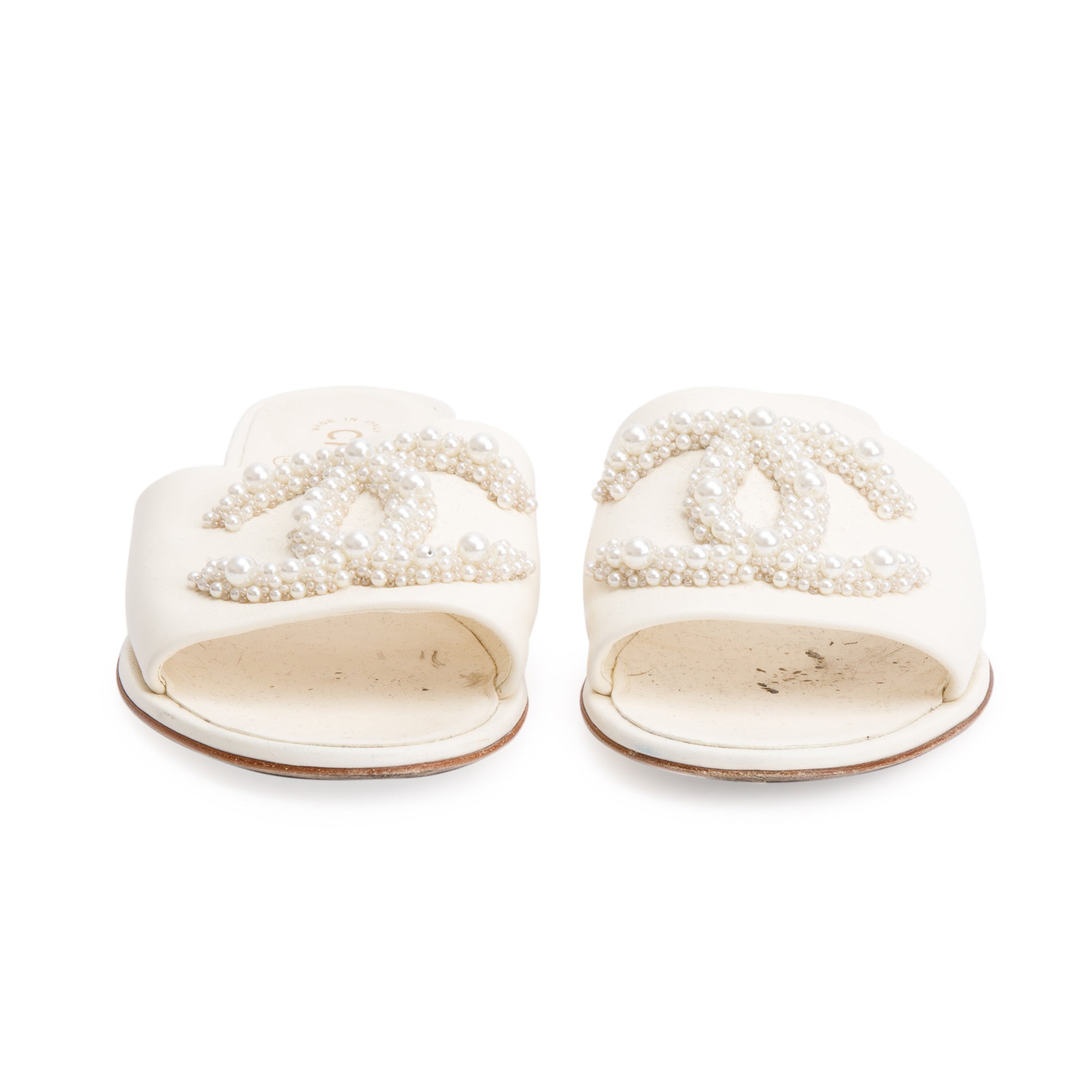 Chanel White Calfskin Leather Faux Pearl CC Slide Sandals, Size 40 w/ Box
