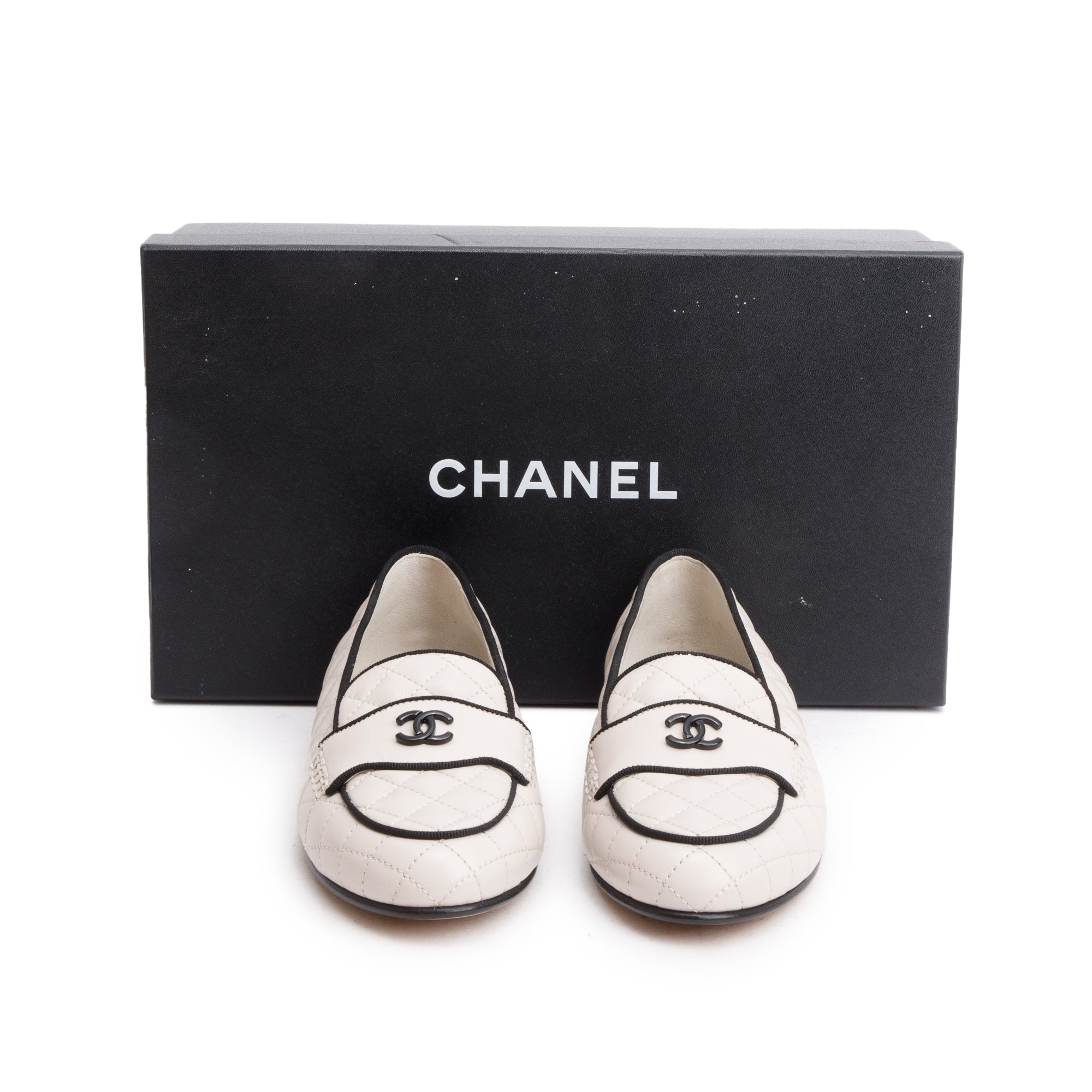 Chanel White Calfskin Leather Quilted CC Logo Loafer, Size 36 w/ Box