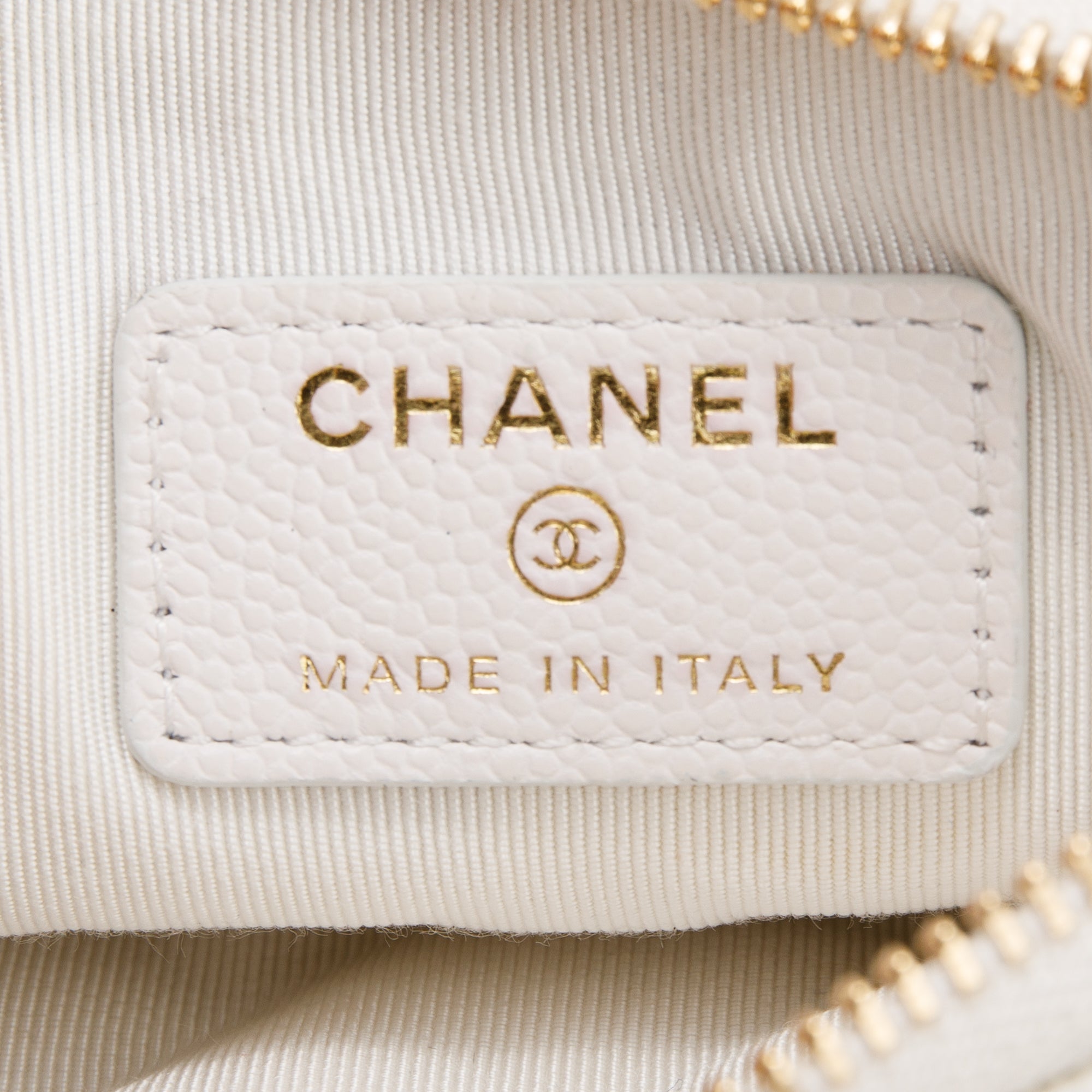 Chanel White Caviar Classic Mini O-Case Pouch w/ Box & Authenticity Card