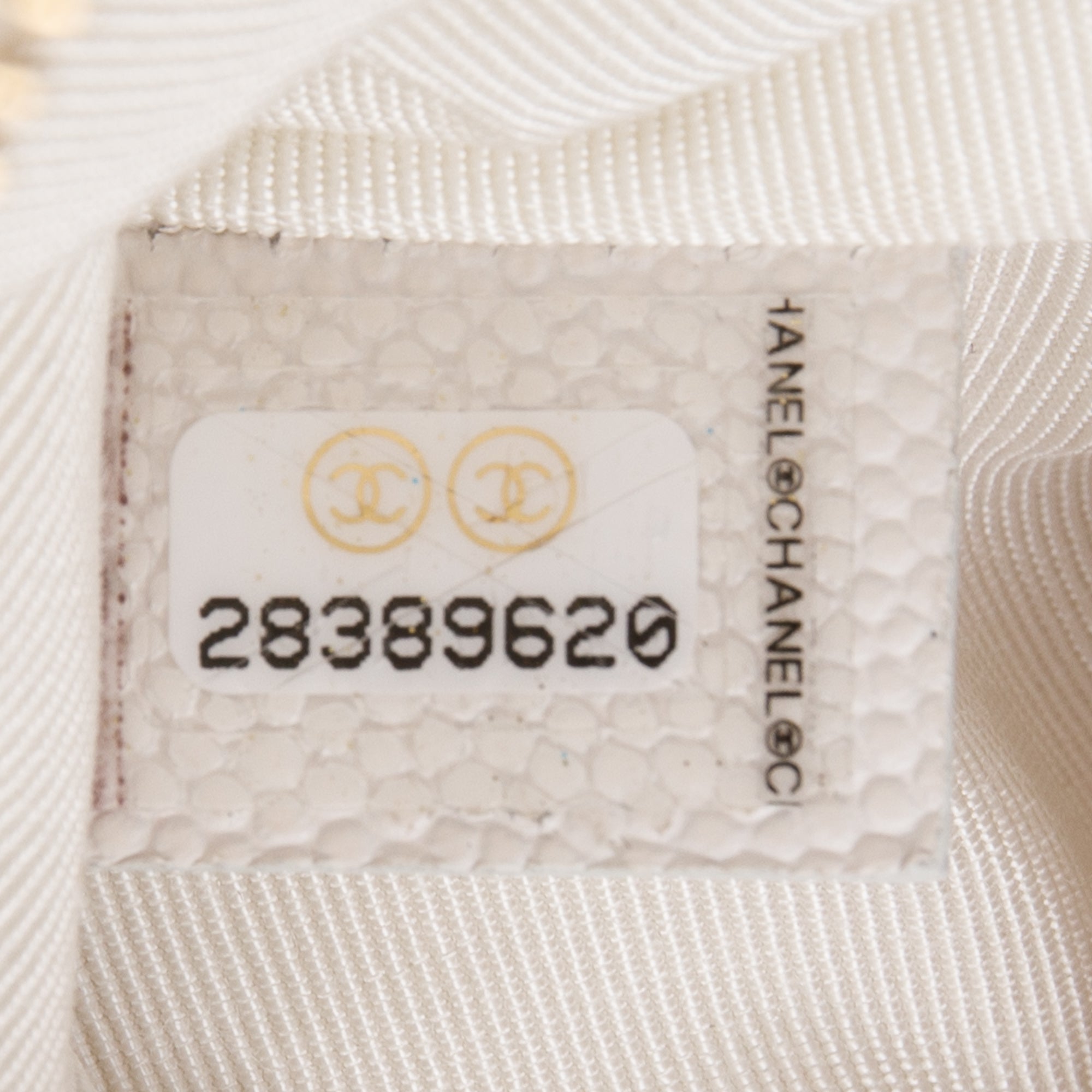 Chanel White Caviar Classic Mini O-Case Pouch w/ Box & Authenticity Card