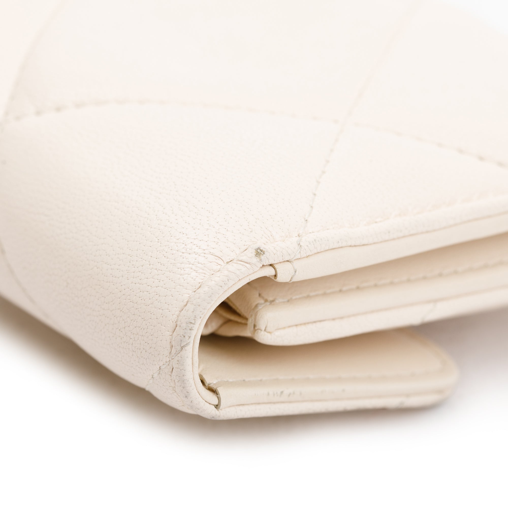 Chanel White Quilted Leather Small 19 Flap Wallet w/ Authenticity Card