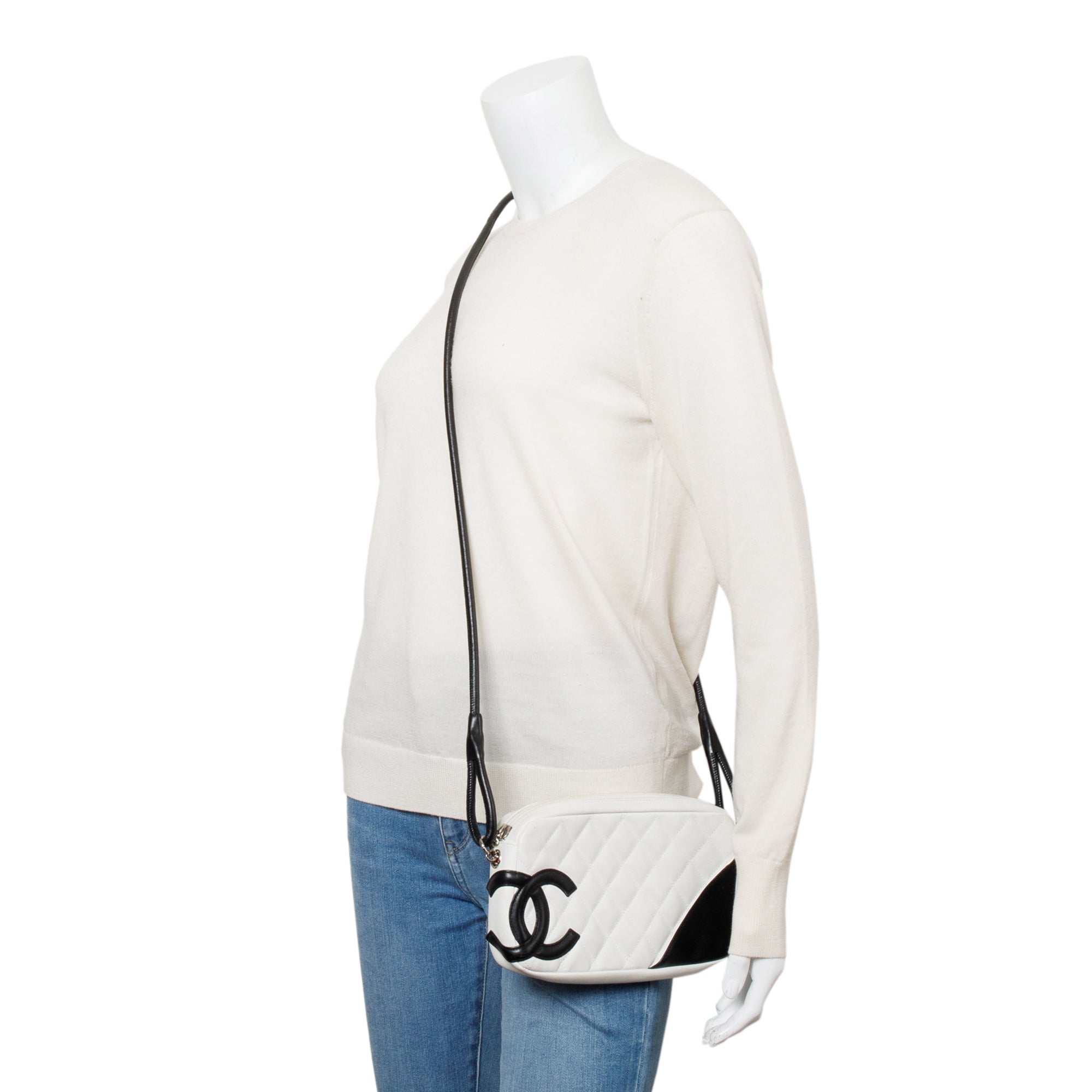 Chanel White/Black Calfskin Leather Ligne Cambon Pochette