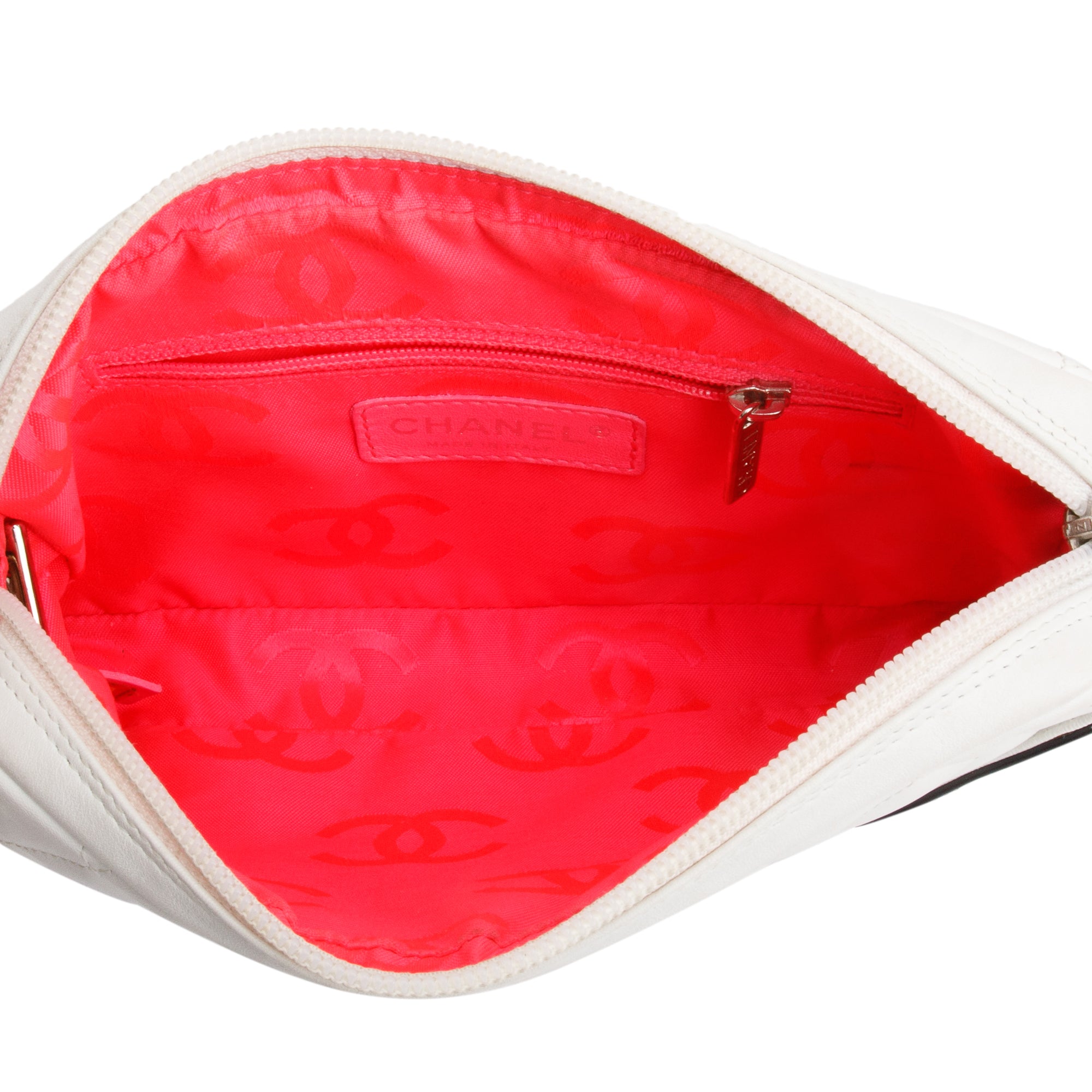 Chanel White/Black Calfskin Leather Ligne Cambon Pochette