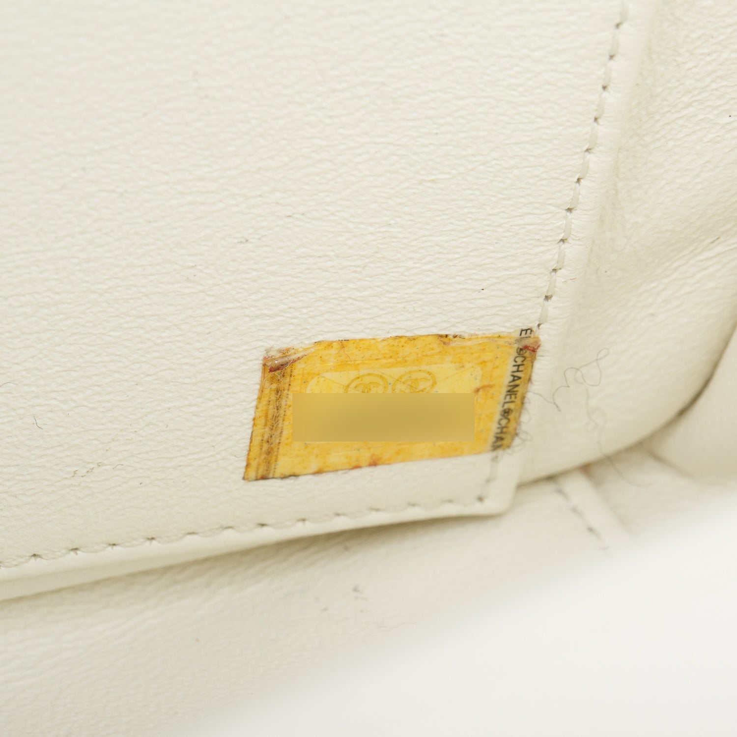 Chanel White Caviar Leather Medium Business Affinity Flap Bag