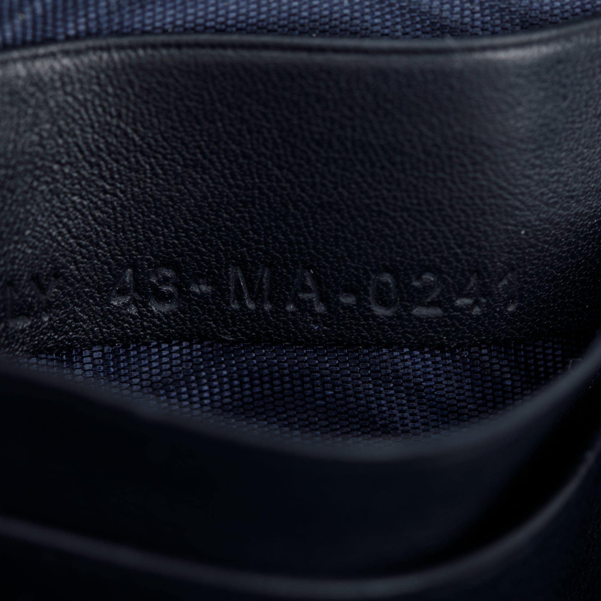 Christian Dior 2021 Oblique 30 Montaigne Phone Holder w/ Straps