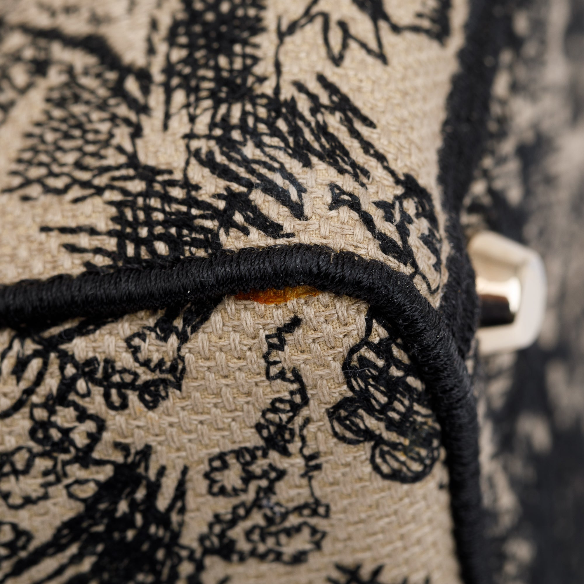 Christian Dior 2022 Beige & Black Toile De Jouy Soleil Embroidery Medium Lady D-Lite Bag w/ Strap & Box