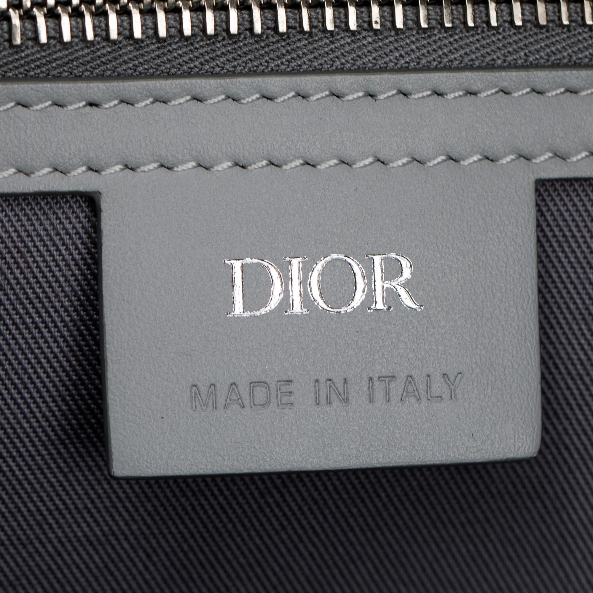 Christian Dior 2022 Gray CD Diamond Lingot 50 Duffle Bag w/ Strap