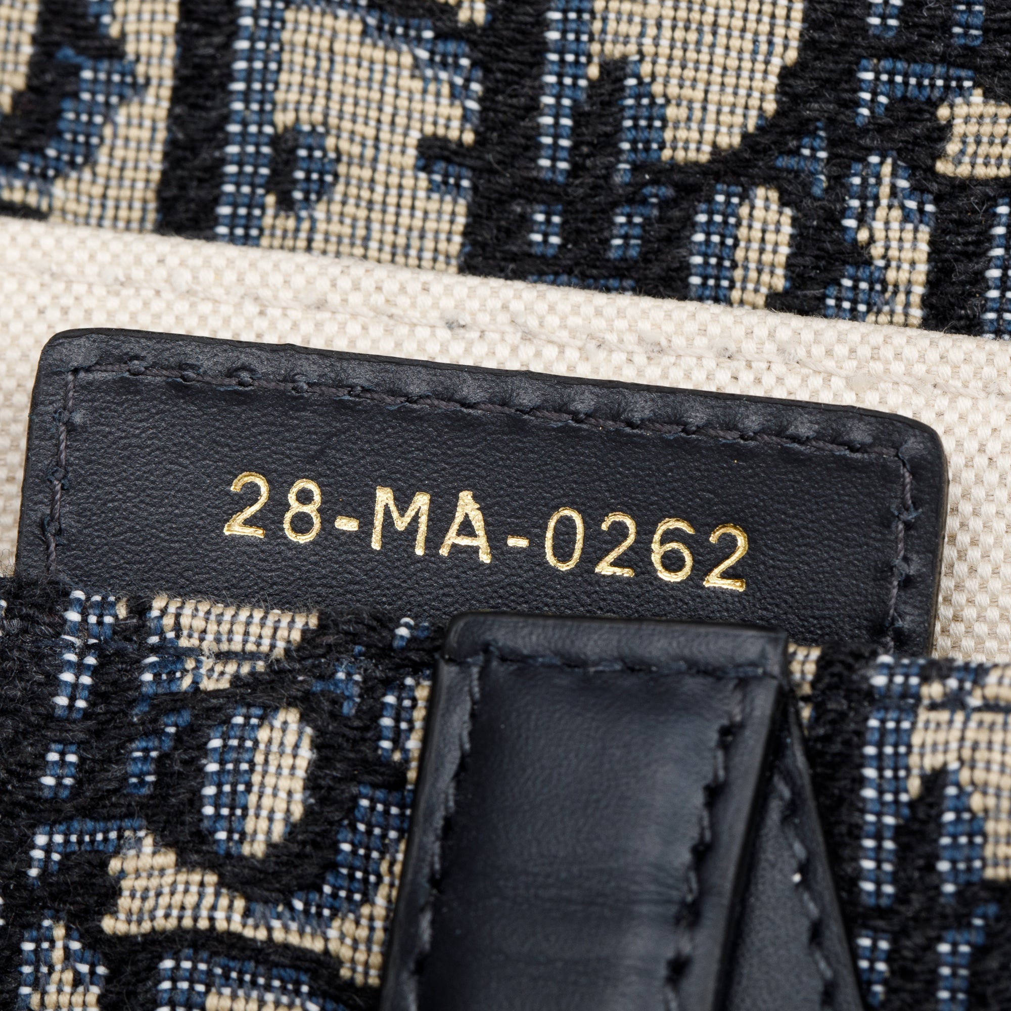 Christian Dior 2022 Oblique Medium Saddle Bag w/ Strap, Box & Authenticity Card