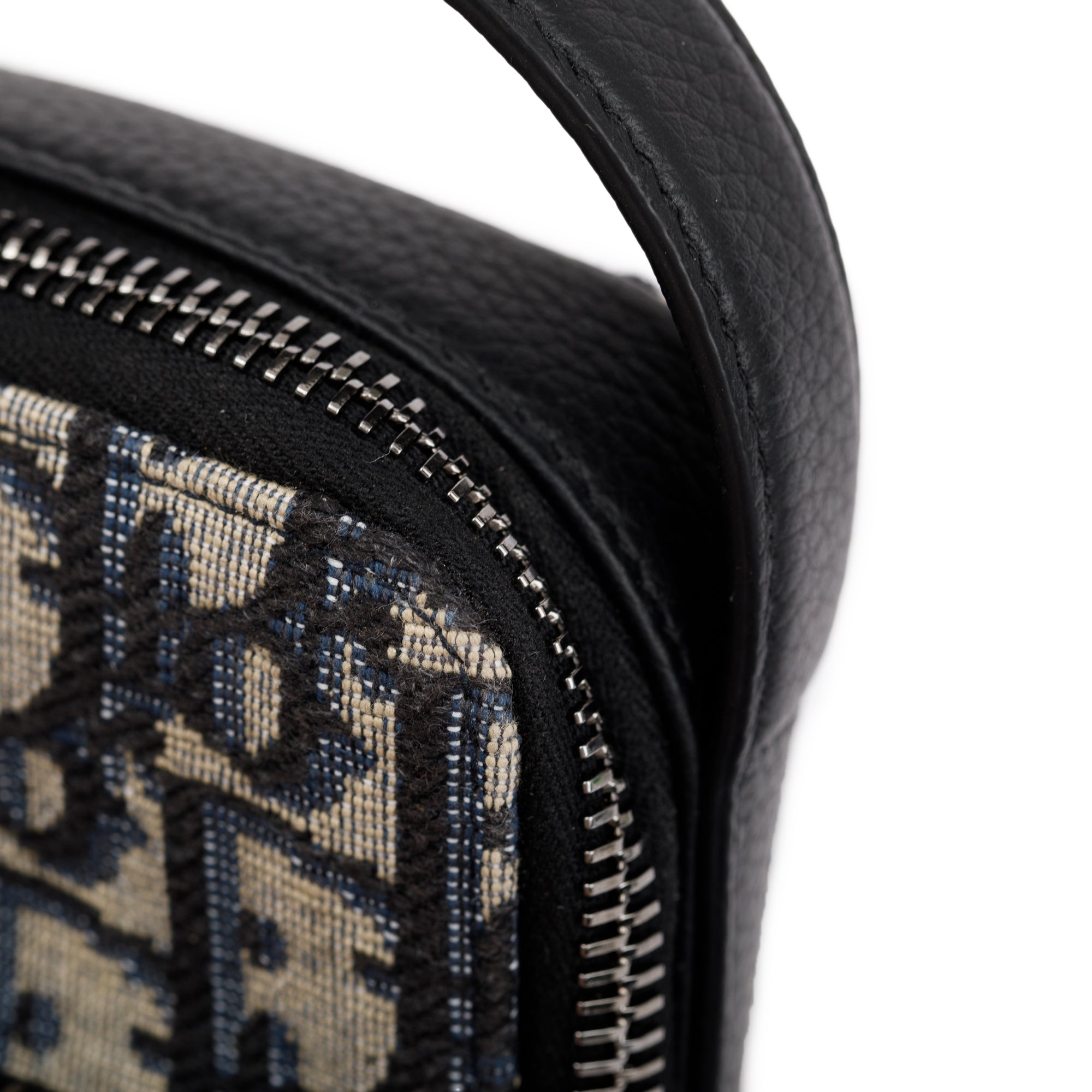 Christian Dior Men 2022 Beige & Black Oblique Jacquard Micro Rider Crossbody Pouch w/ Box & Receipt