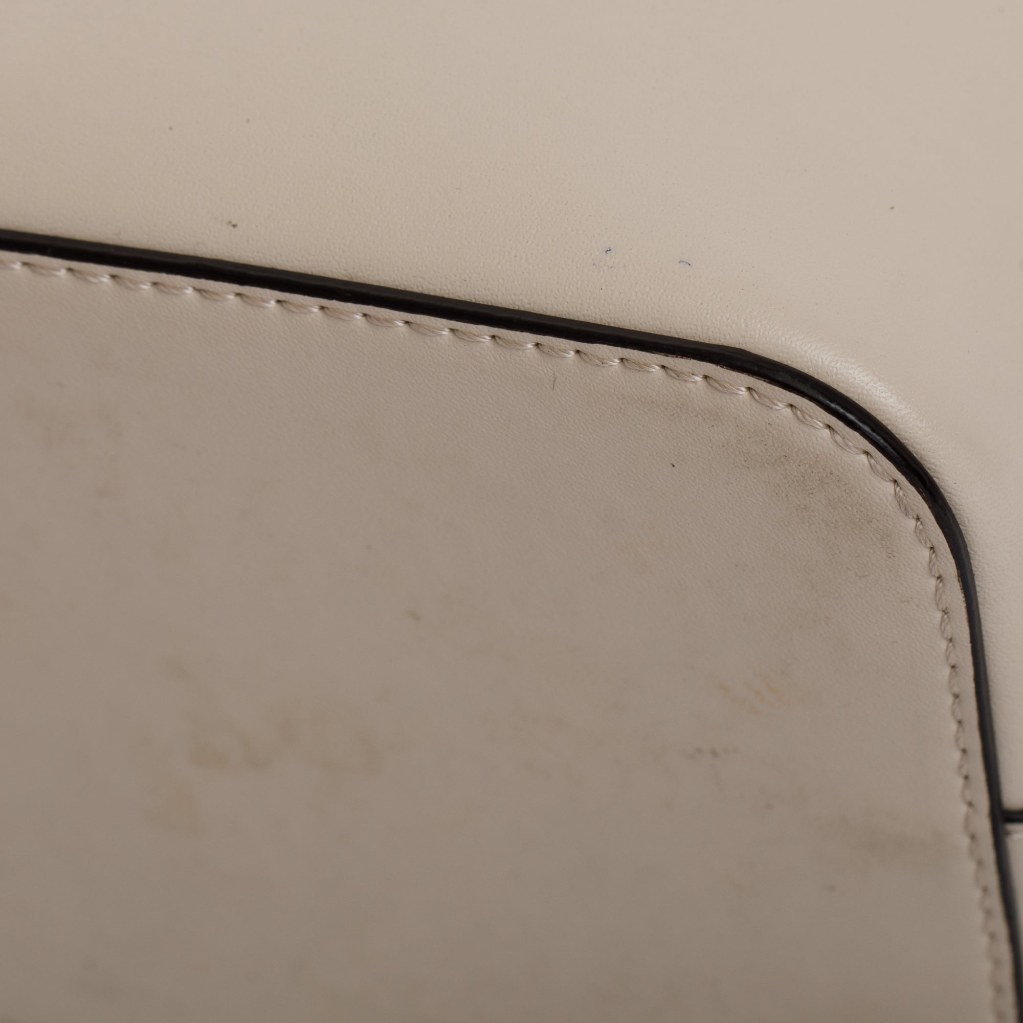 Fendi White Calskin Mini Mon Tresor Bucket Bag w/ Strap